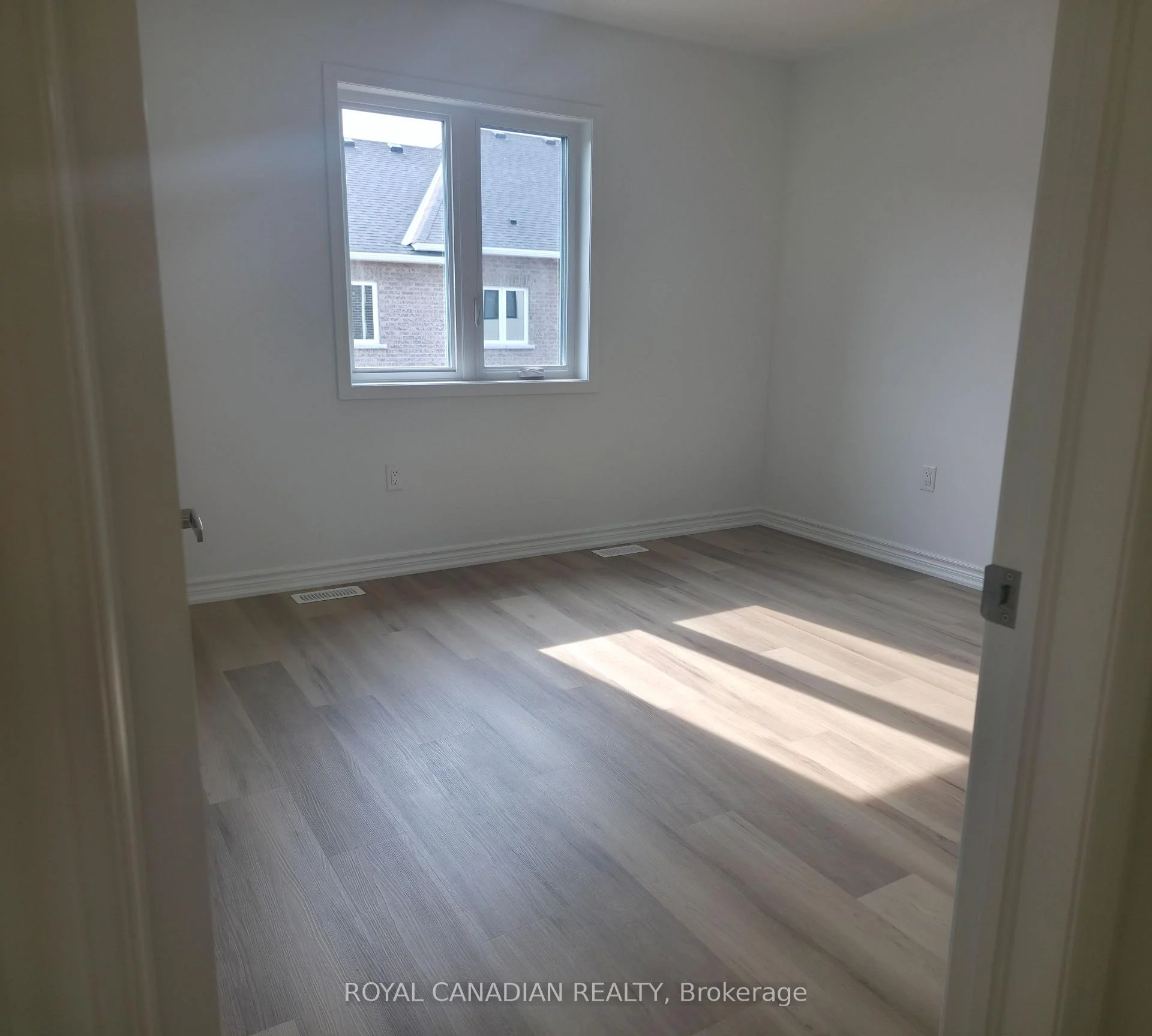 Photo 50 of 123 Vinewood Crescent, Barrie, Rural Barrie Southeast — HOMEH
