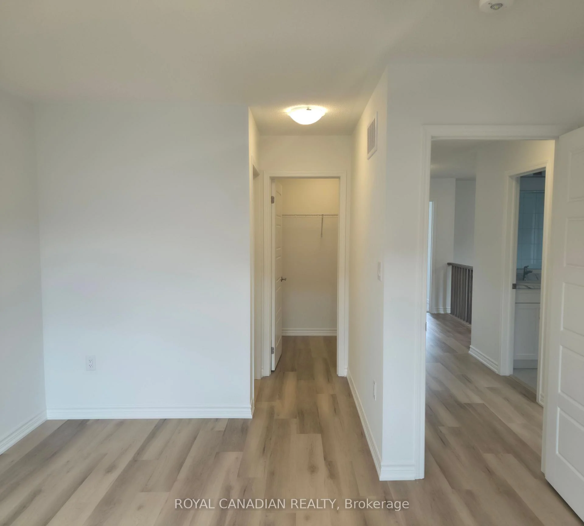 Photo 52 of 123 Vinewood Crescent, Barrie, Rural Barrie Southeast — HOMEH