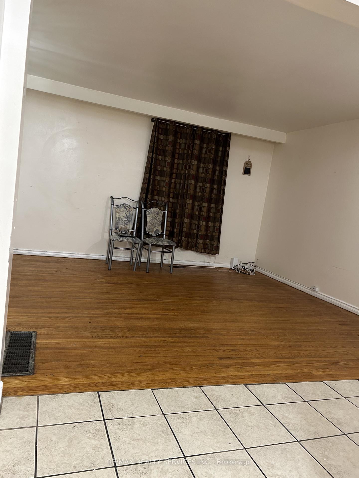 Photo 8 of 100 Sutherland Avenue, Brampton, Madoc — HOMEH