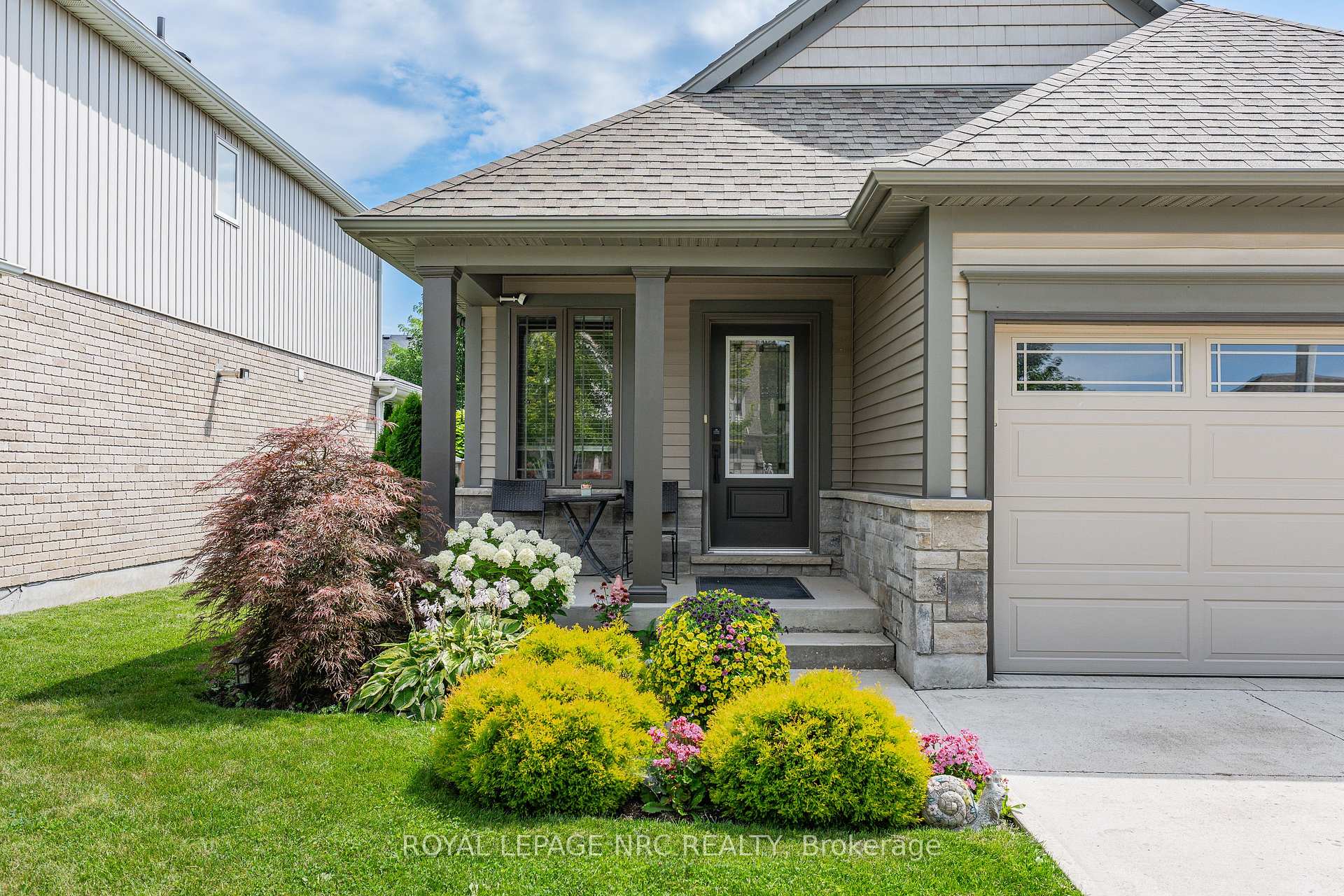 Photo 4 of 18 Eastman Gateway, Thorold, Hurricane/Merrittville — HOMEH