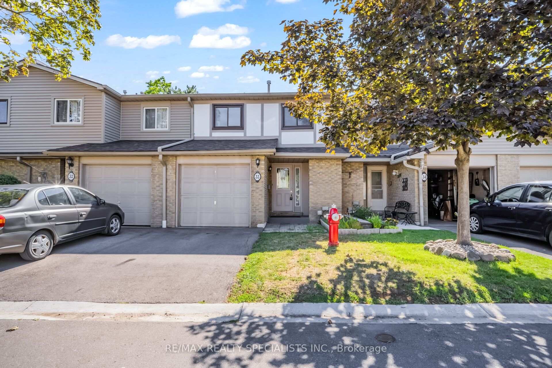 Photo 2 of 33 Greenwich Circle, Brampton, Northgate — HOMEH