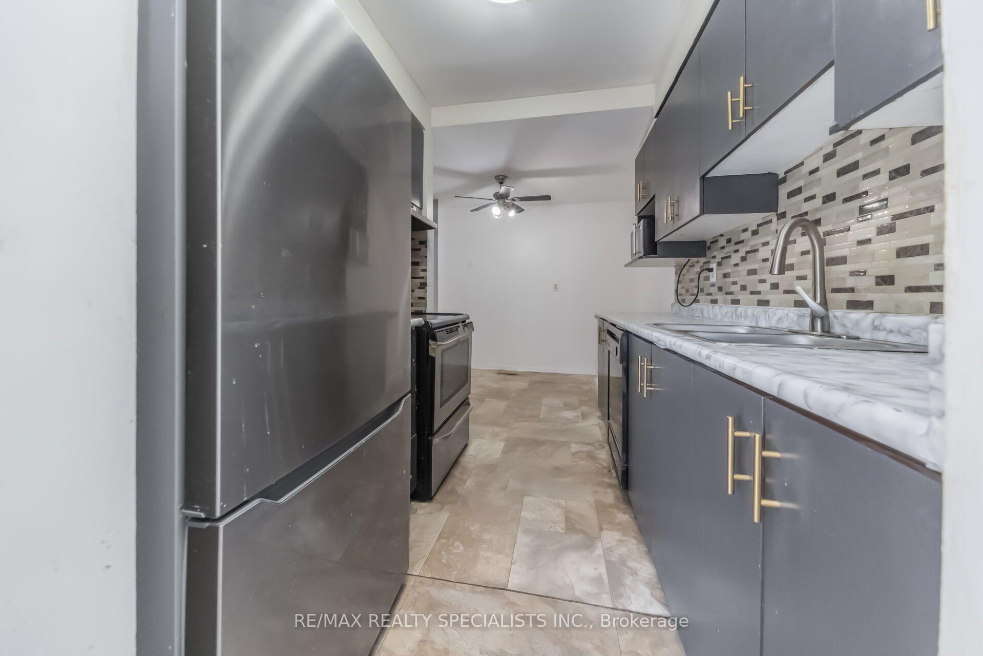 Photo 11 of 33 Greenwich Circle, Brampton, Northgate — HOMEH