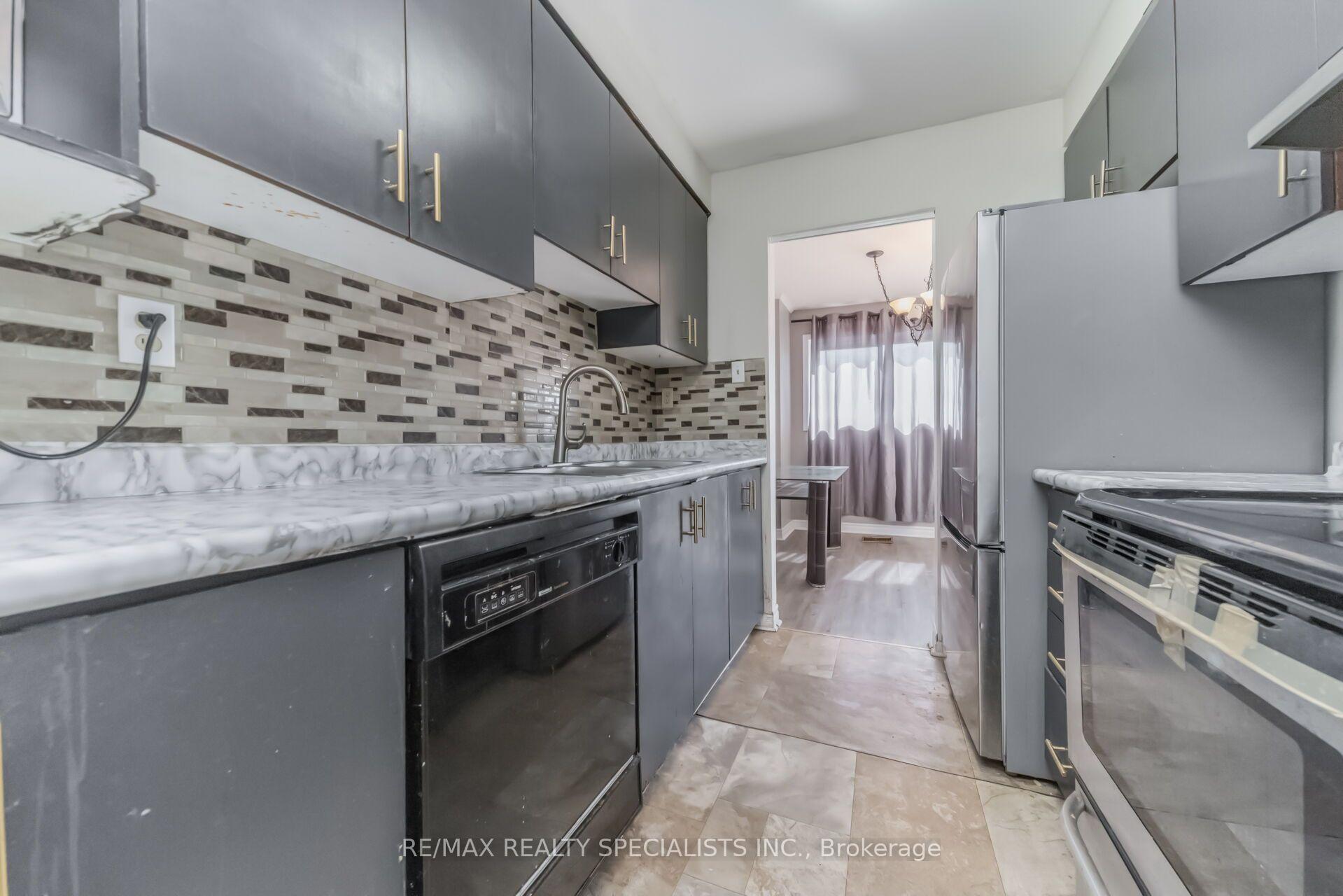 Photo 10 of 33 Greenwich Circle, Brampton, Northgate — HOMEH
