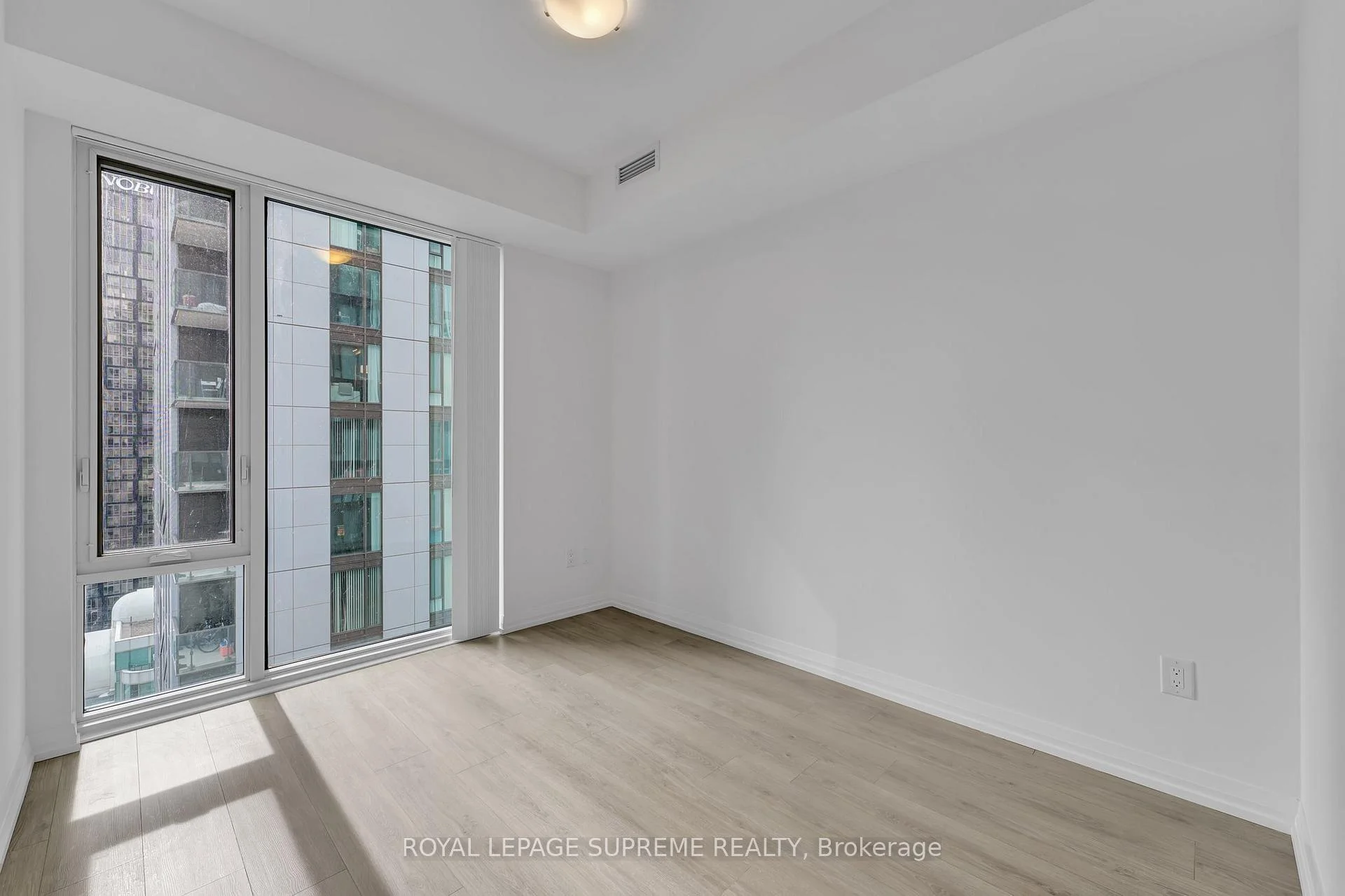 Photo 28 of Unit 2929, 28 Widmer Street, Toronto, Waterfront Communities — HOMEH