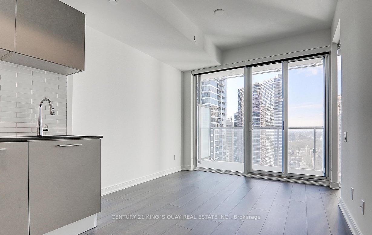 Photo 8 of Unit 3613, 3 Gloucester Street, Toronto, Church-Yonge Corridor — HOMEH