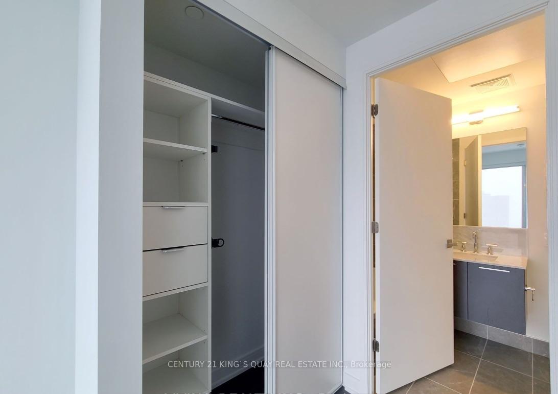 Photo 13 of Unit 3613, 3 Gloucester Street, Toronto, Church-Yonge Corridor — HOMEH