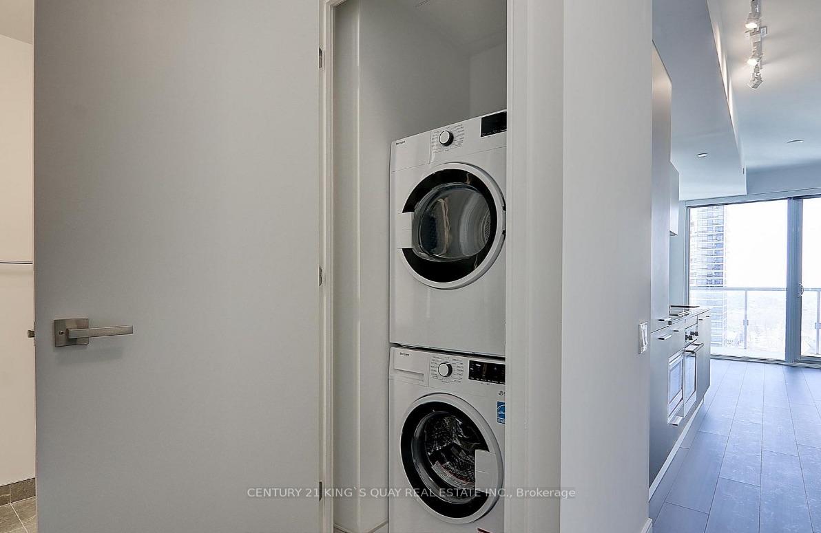 Photo 14 of Unit 3613, 3 Gloucester Street, Toronto, Church-Yonge Corridor — HOMEH