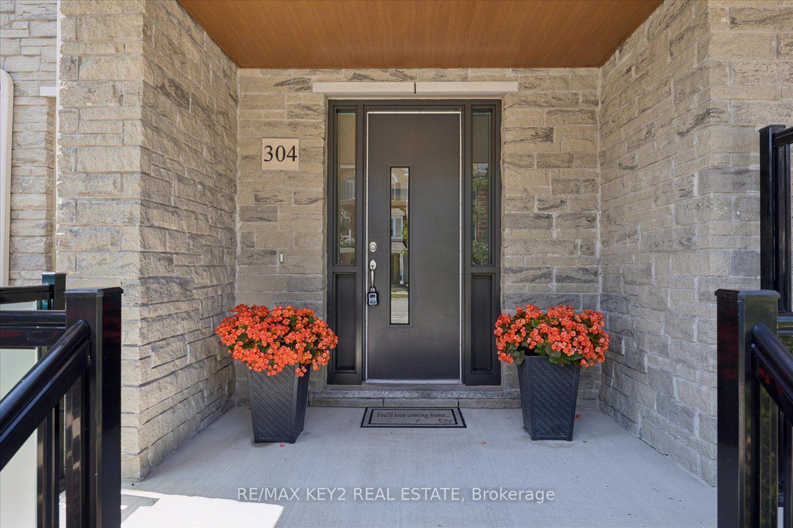 Photo 2 of Unit 304, 1034 Reflection Place, Pickering, Rural Pickering — HOMEH
