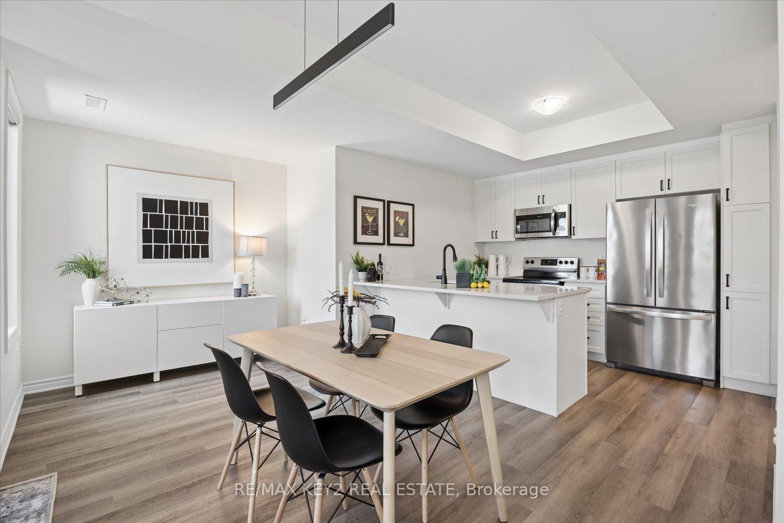 Photo 5 of Unit 304, 1034 Reflection Place, Pickering, Rural Pickering — HOMEH