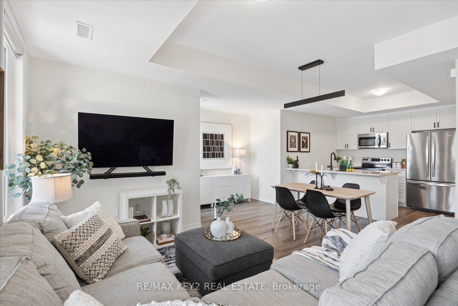 Photo 13 of Unit 304, 1034 Reflection Place, Pickering, Rural Pickering — HOMEH