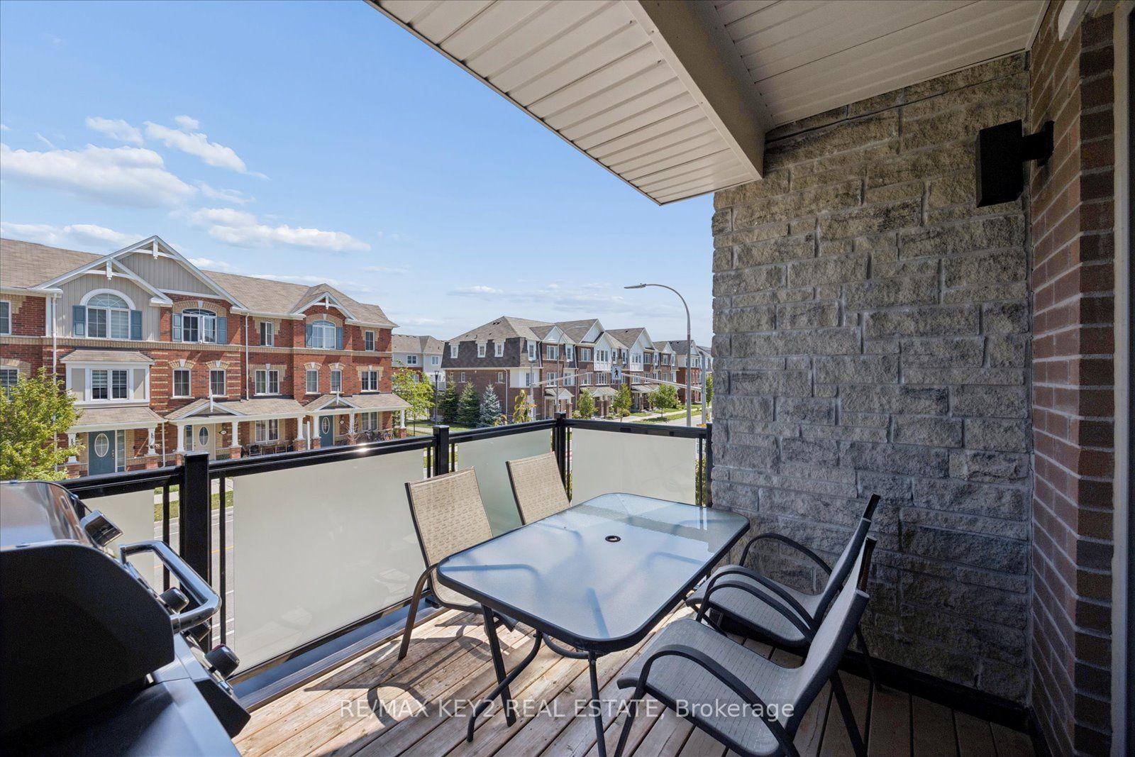 Photo 14 of Unit 304, 1034 Reflection Place, Pickering, Rural Pickering — HOMEH