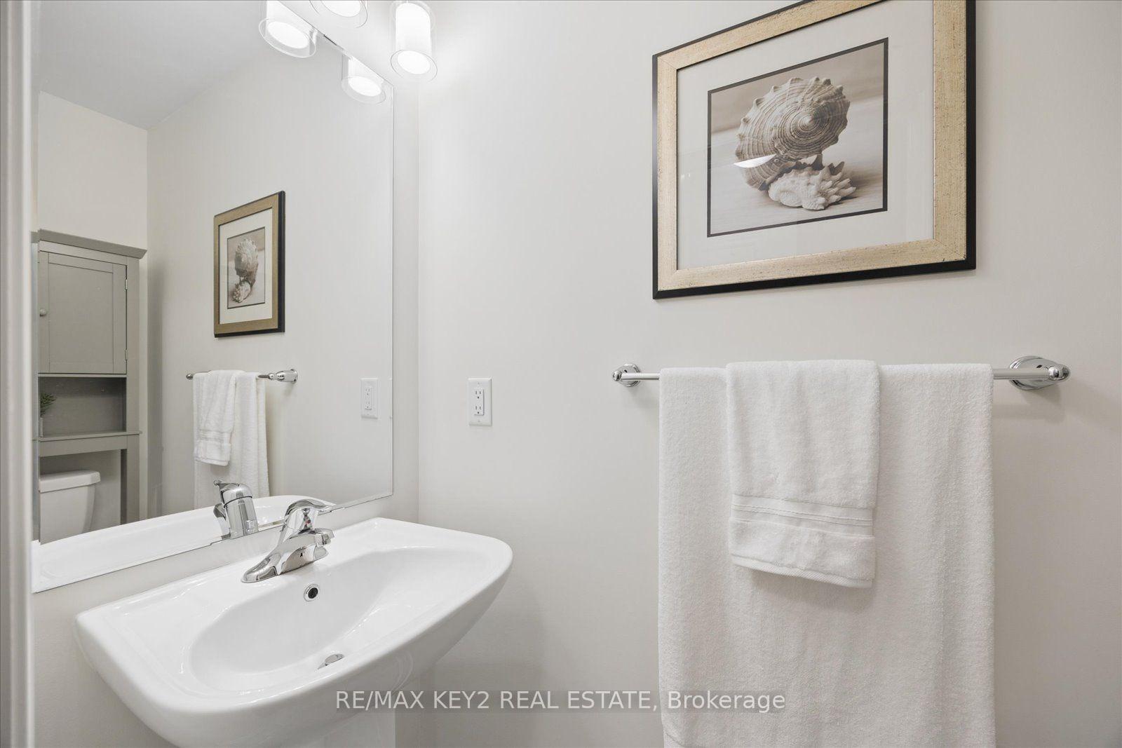 Photo 16 of Unit 304, 1034 Reflection Place, Pickering, Rural Pickering — HOMEH