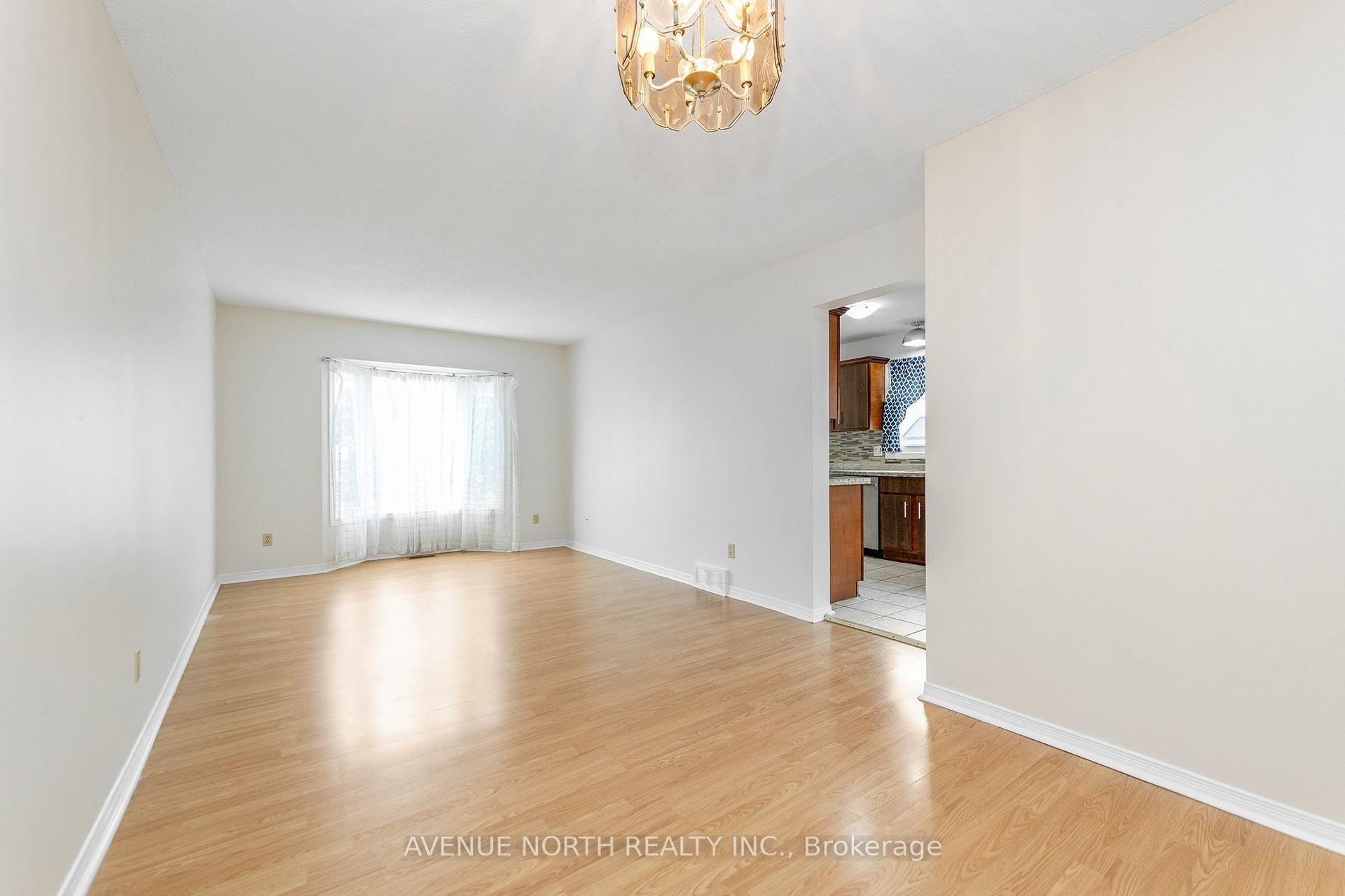 Photo 18 of 861 Karsh Drive, Ottawa, Hunt Club Park — HOMEH