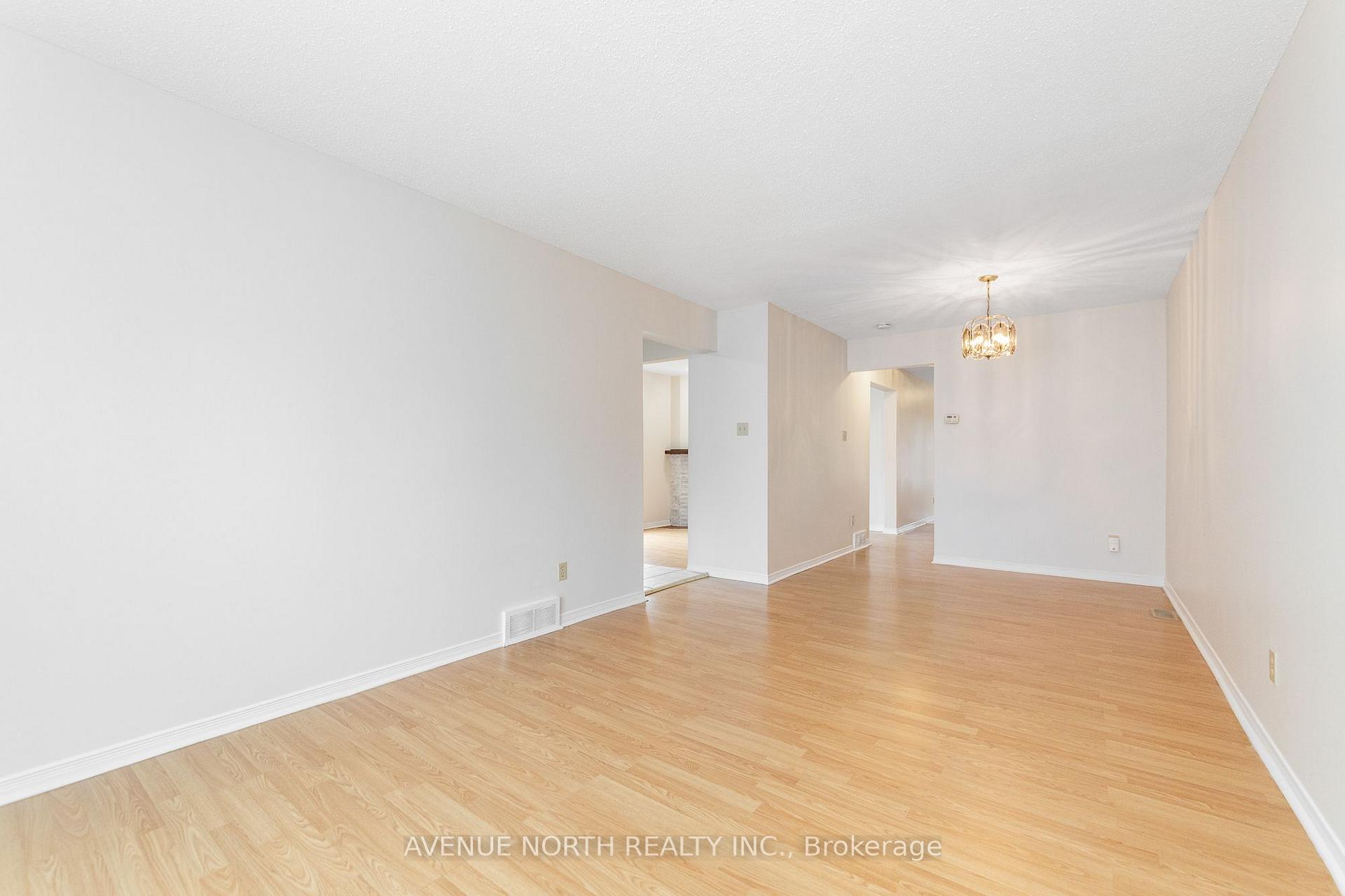 Photo 19 of 861 Karsh Drive, Ottawa, Hunt Club Park — HOMEH