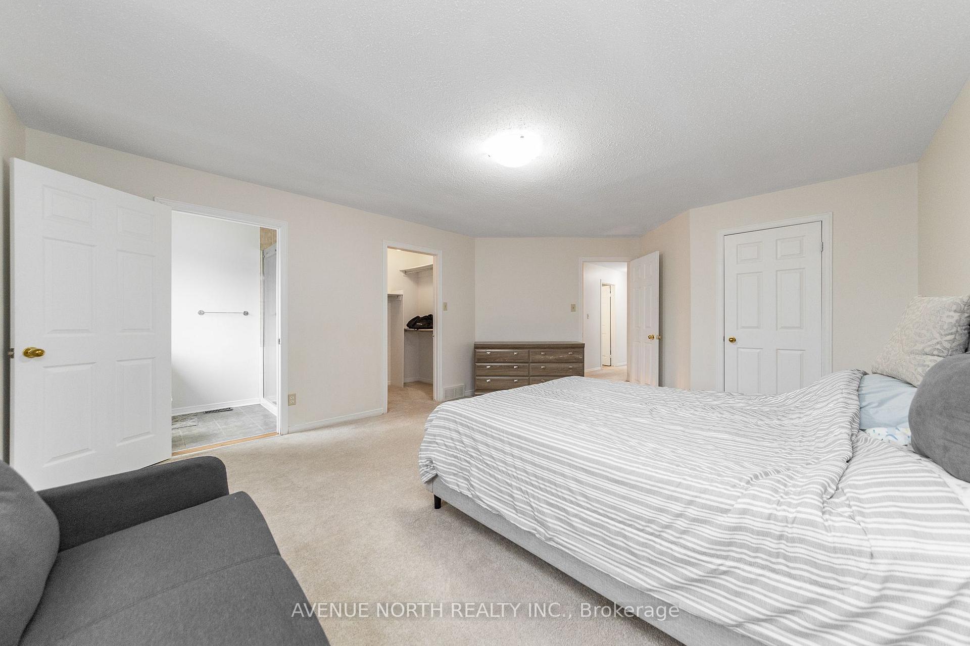 Photo 24 of 861 Karsh Drive, Ottawa, Hunt Club Park — HOMEH