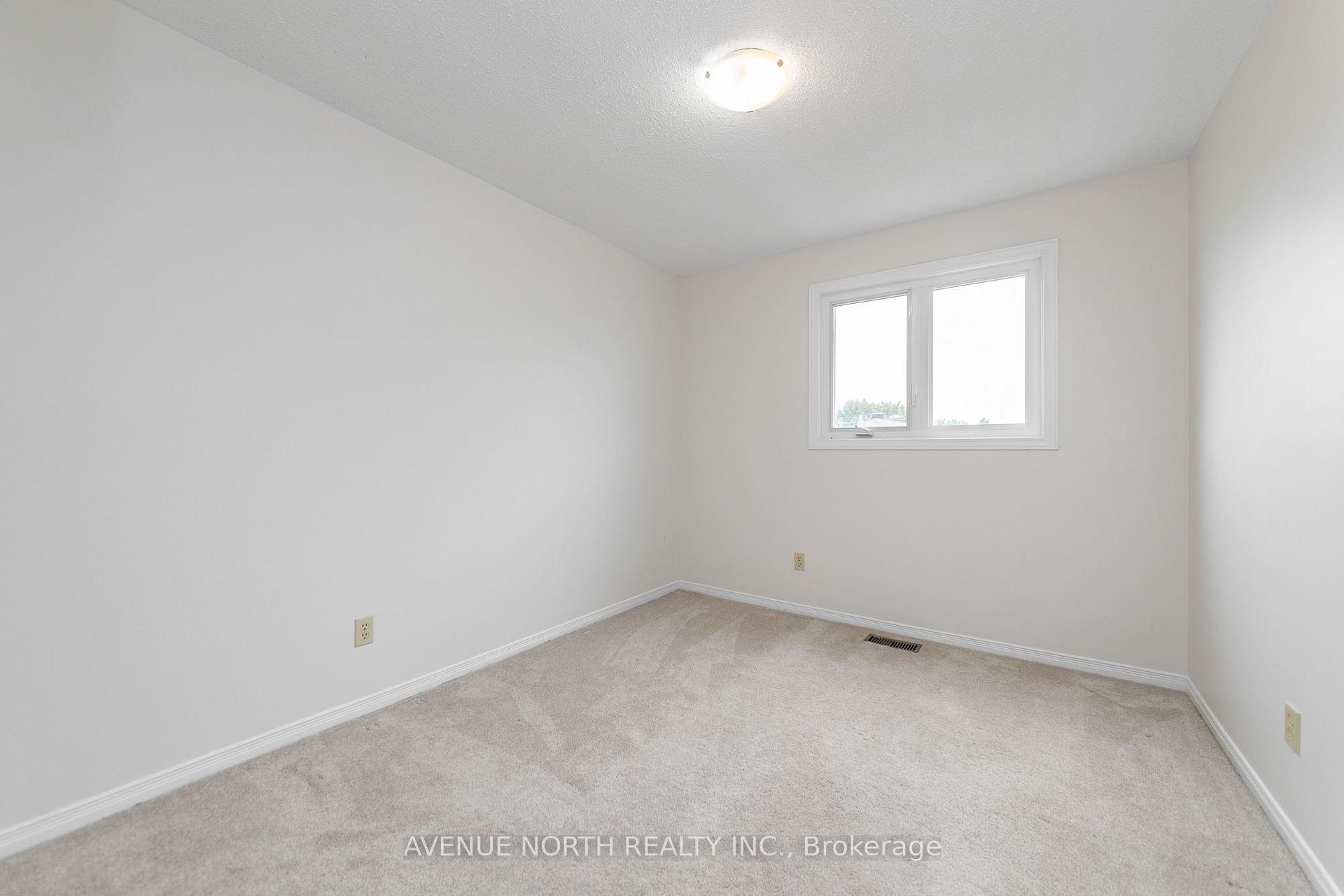 Photo 27 of 861 Karsh Drive, Ottawa, Hunt Club Park — HOMEH