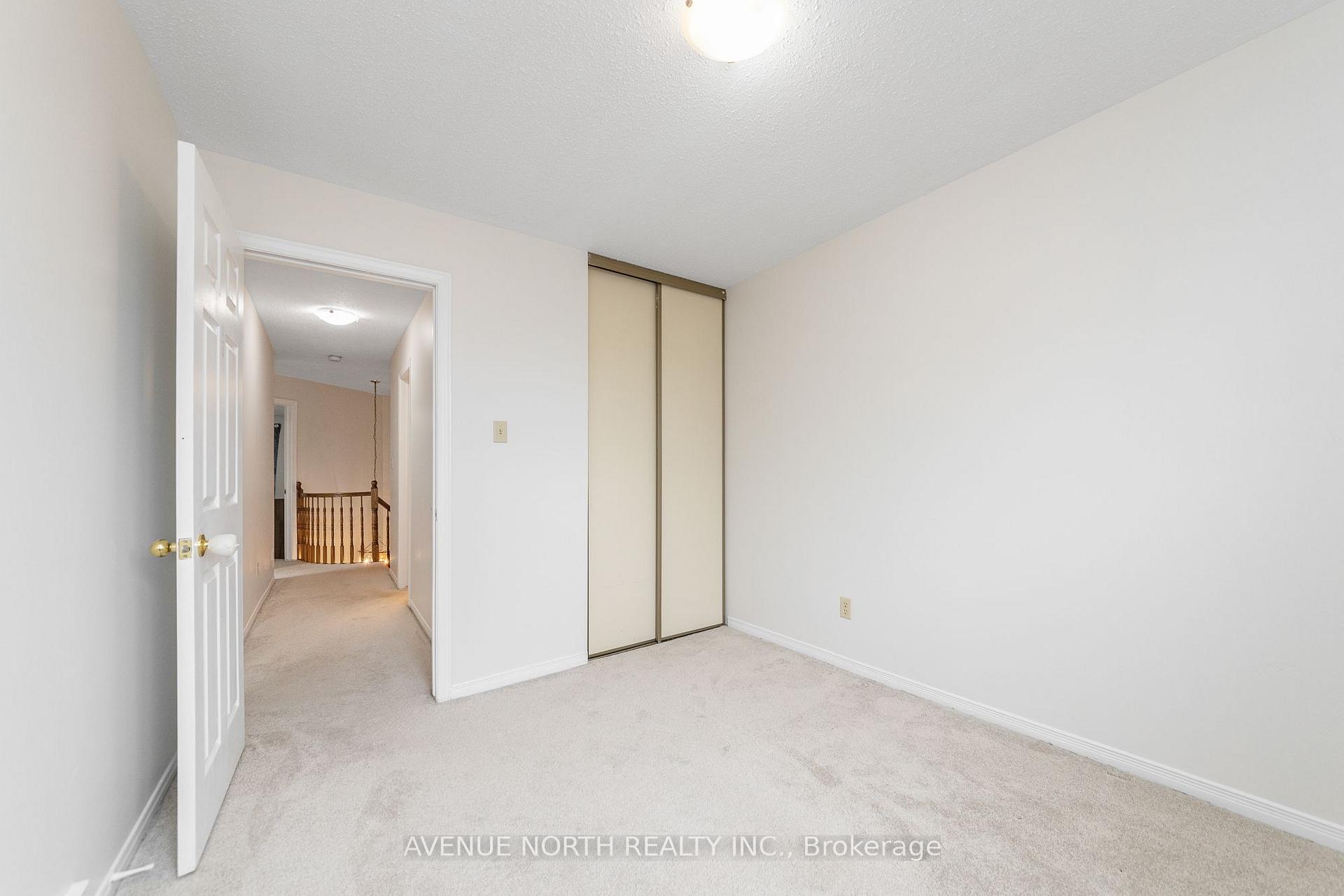 Photo 28 of 861 Karsh Drive, Ottawa, Hunt Club Park — HOMEH