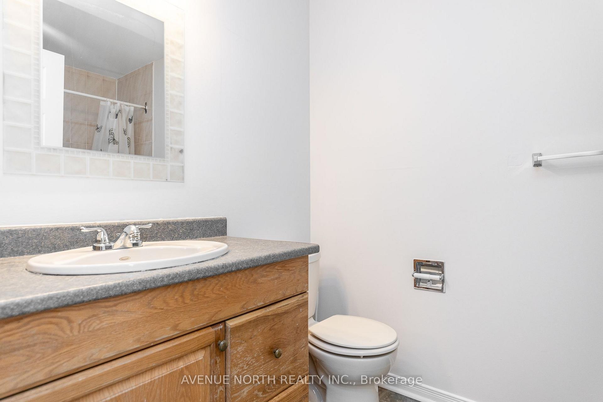 Photo 34 of 861 Karsh Drive, Ottawa, Hunt Club Park — HOMEH