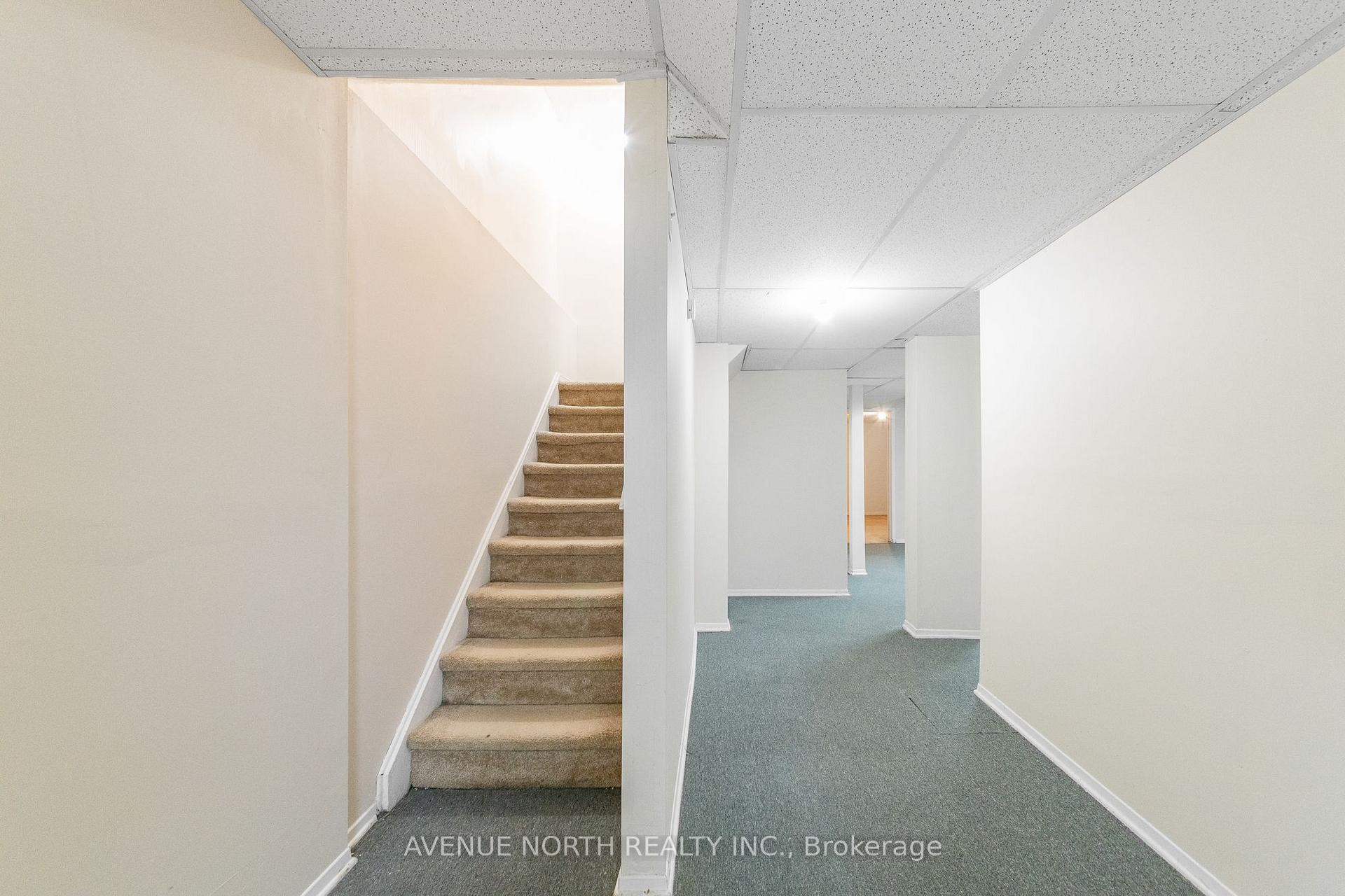 Photo 36 of 861 Karsh Drive, Ottawa, Hunt Club Park — HOMEH