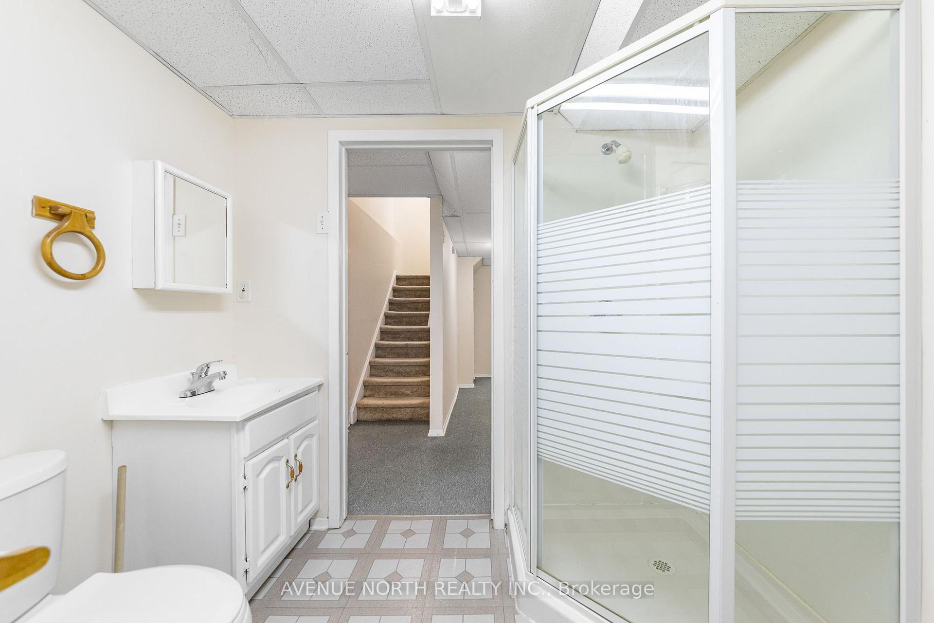 Photo 43 of 861 Karsh Drive, Ottawa, Hunt Club Park — HOMEH