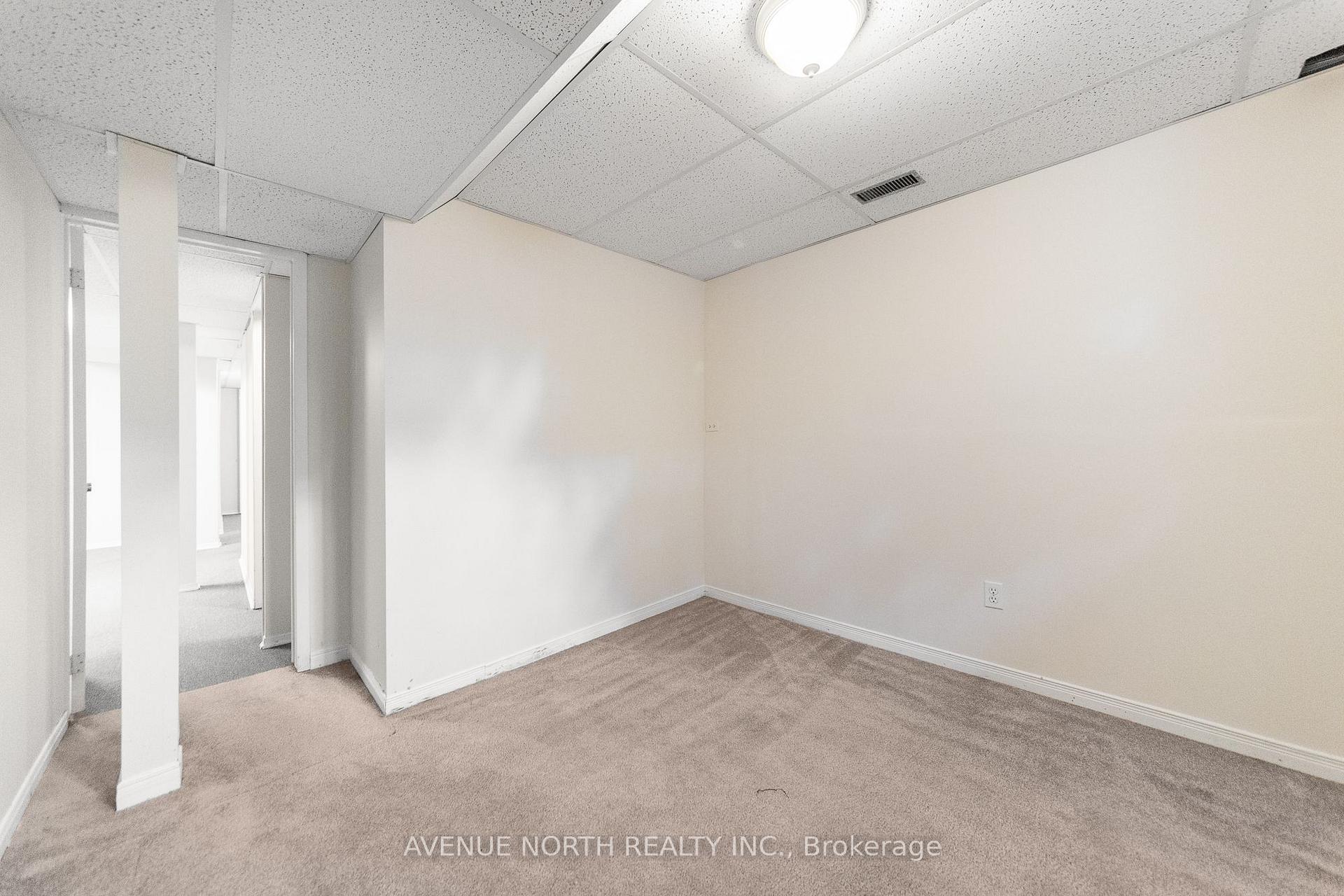 Photo 45 of 861 Karsh Drive, Ottawa, Hunt Club Park — HOMEH
