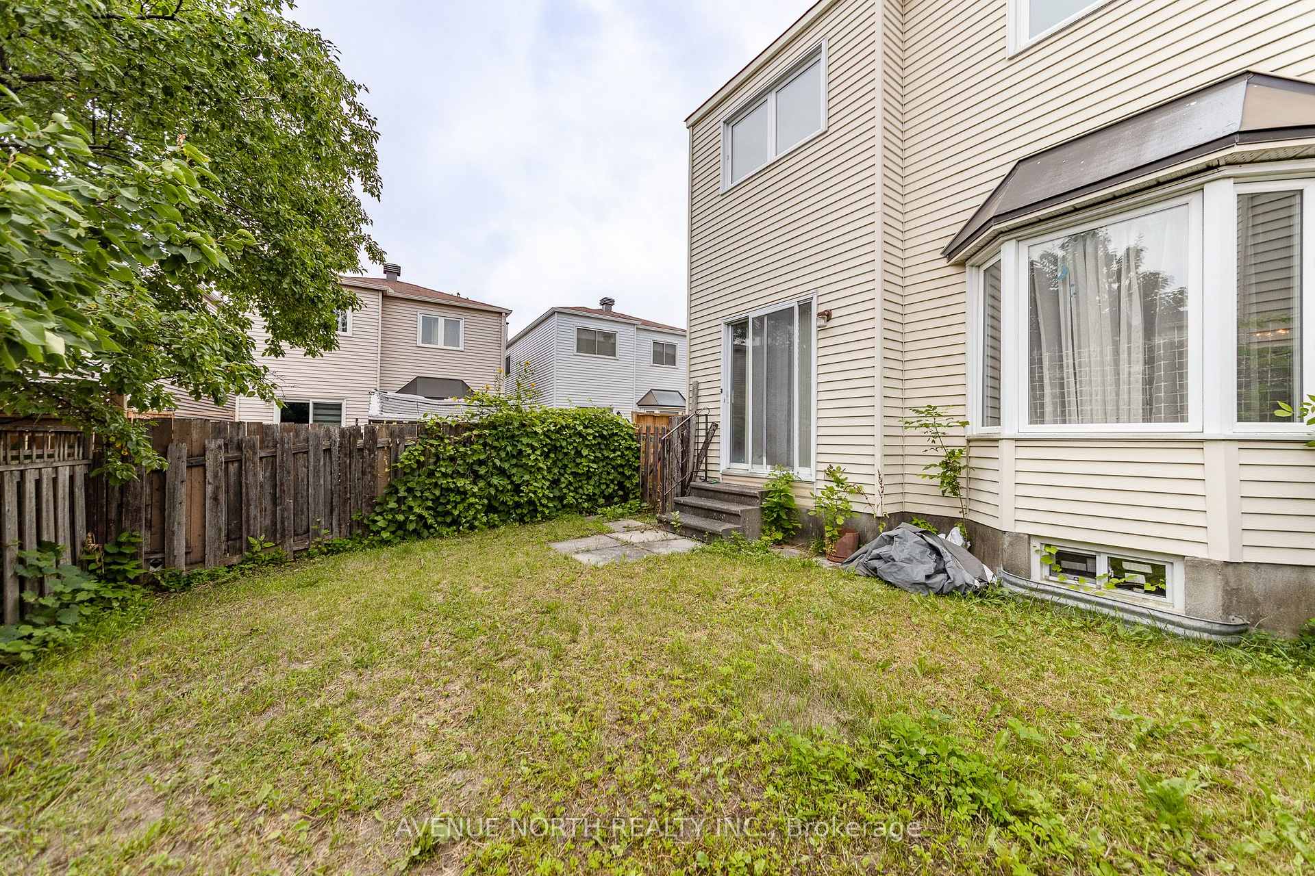 Photo 49 of 861 Karsh Drive, Ottawa, Hunt Club Park — HOMEH