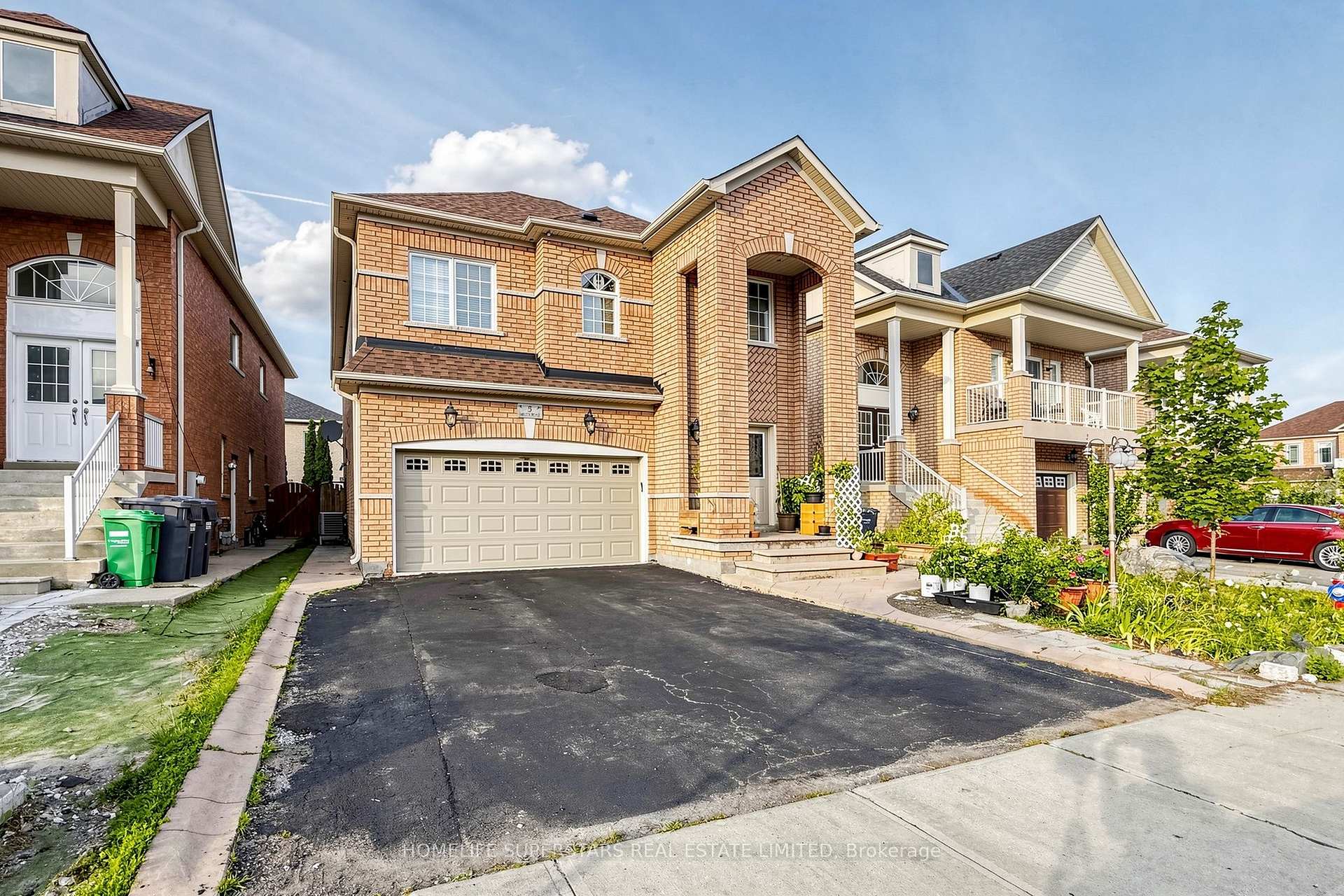 Photo 5 of 5 Savita Road, Brampton, Fletcher's Meadow — HOMEH