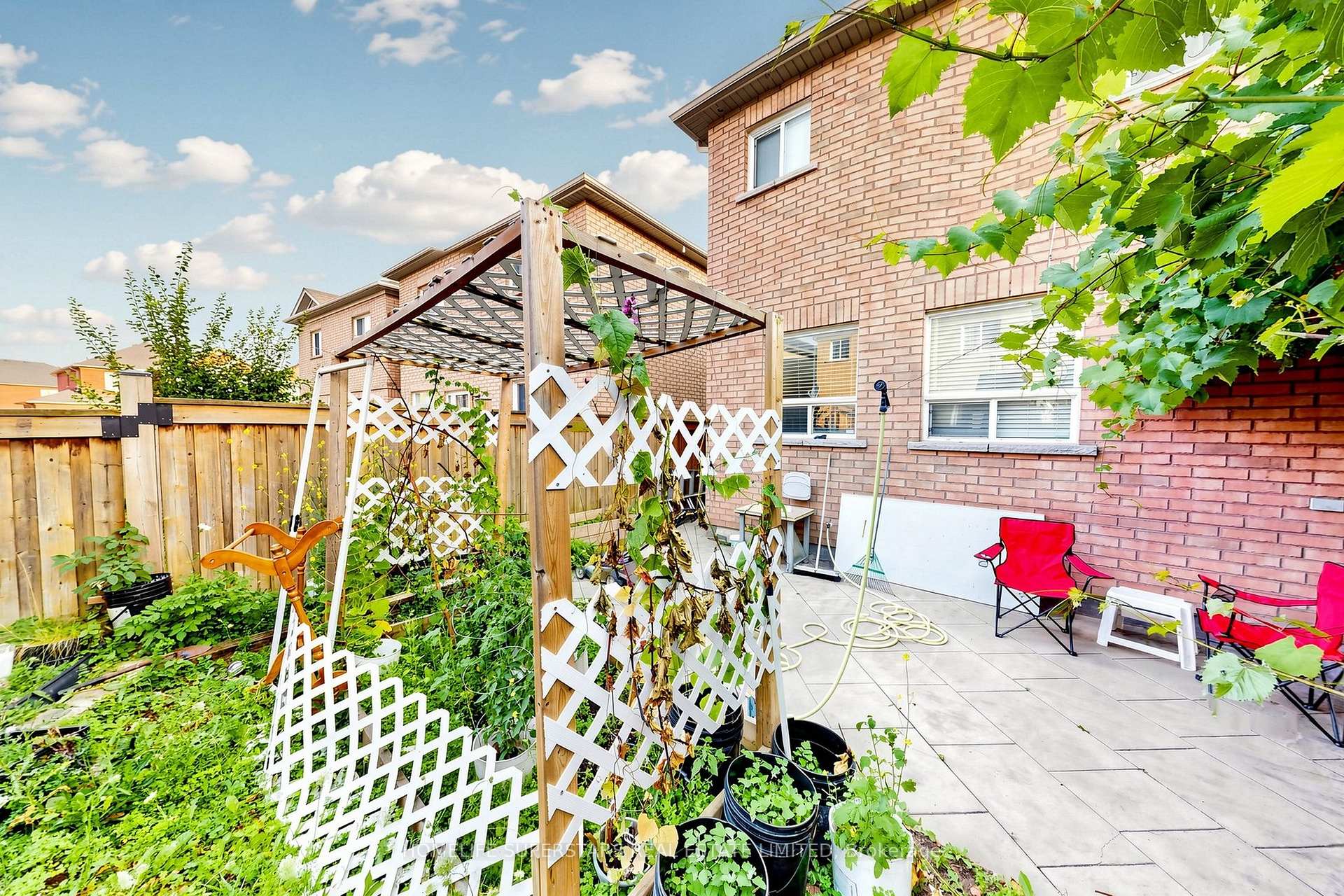 Photo 48 of 5 Savita Road, Brampton, Fletcher's Meadow — HOMEH