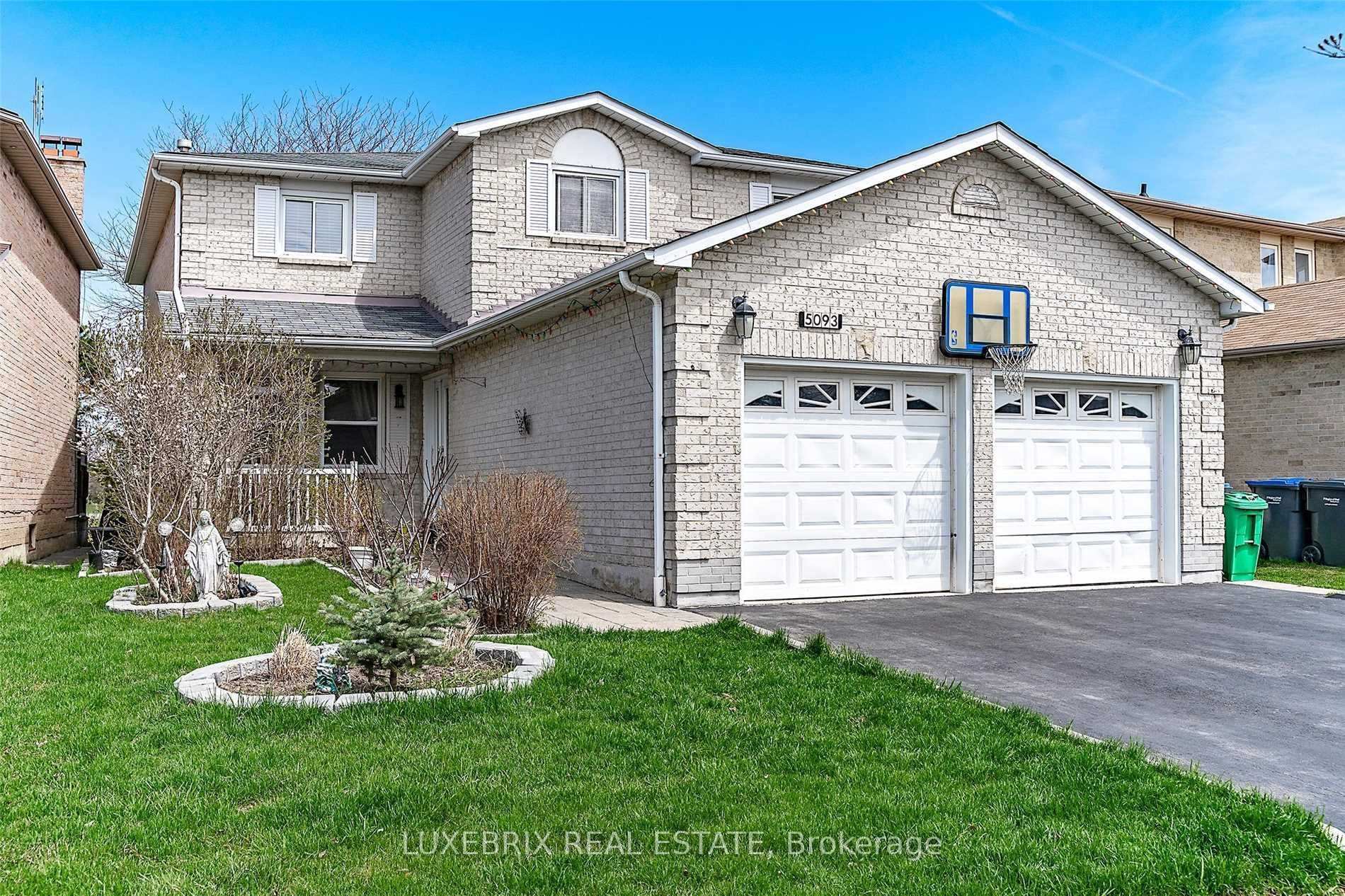 Front of 5093 Heritage Hills Boulevard