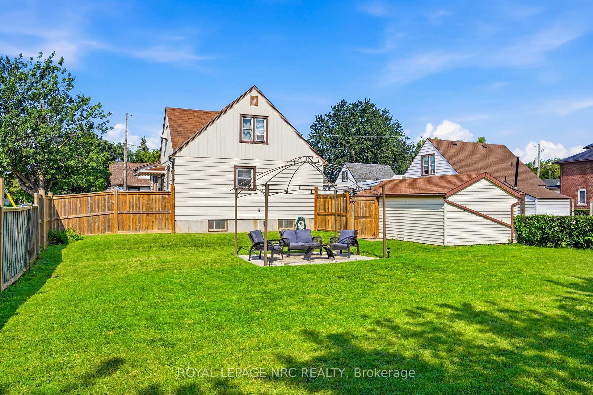 Photo 30 of 4939 Hamilton Street, Niagara Falls, Downtown — HOMEH