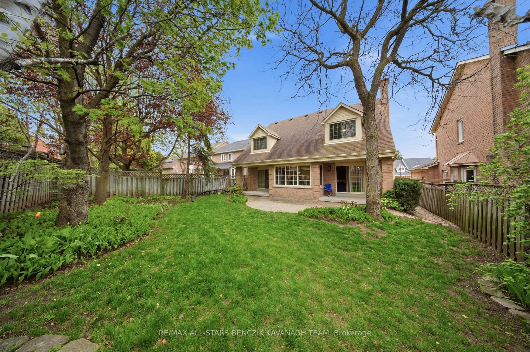Photo 23 of 116 Longwater Chase, Markham, Unionville — HOMEH