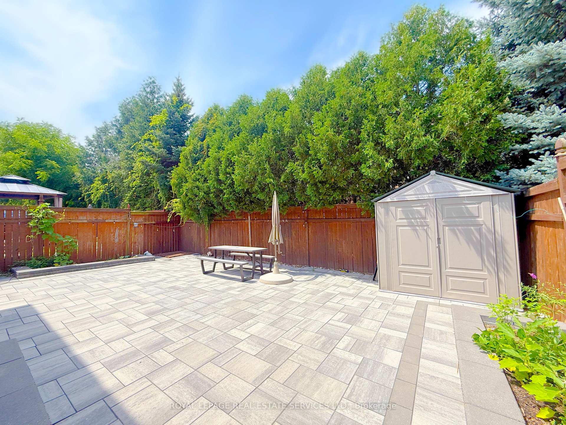 Photo 11 of 2905 Westoak Trails Boulevard, Oakville, Westmount — HOMEH