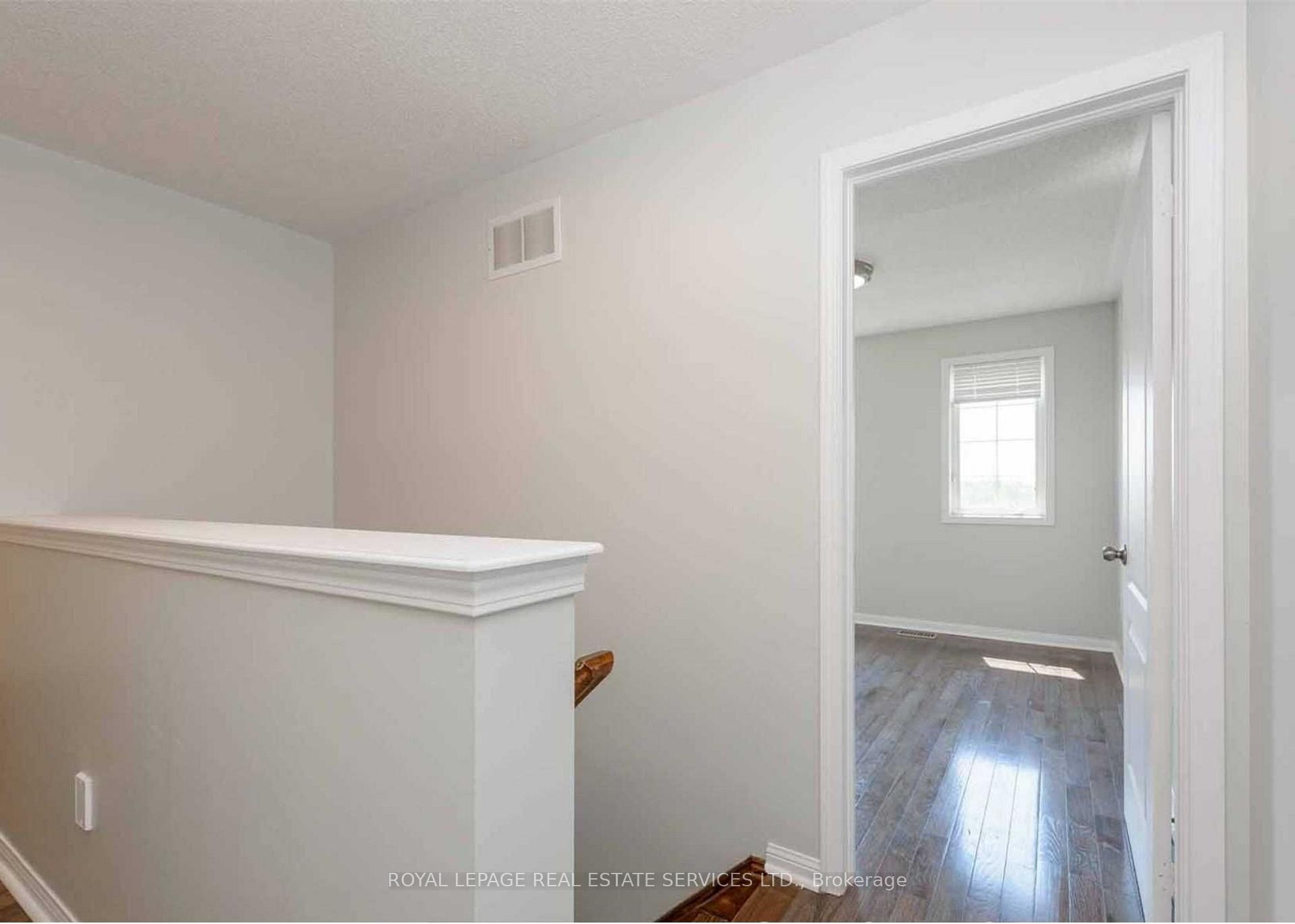 Photo 18 of 2905 Westoak Trails Boulevard, Oakville, Westmount — HOMEH