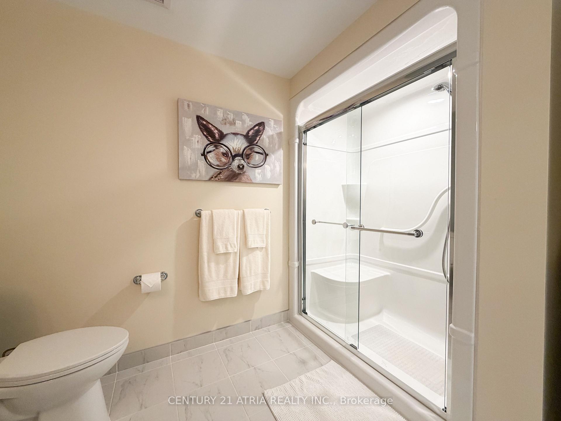 Photo 17 of 460 William Graham Drive, Aurora, Rural Aurora — HOMEH