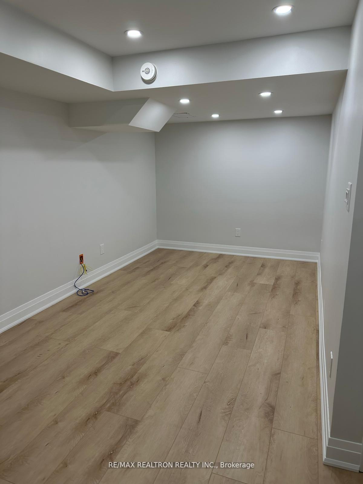Photo 14 of Unit Bsmnt, 5 Elderslie Crescent, Vaughan, Kleinburg — HOMEH