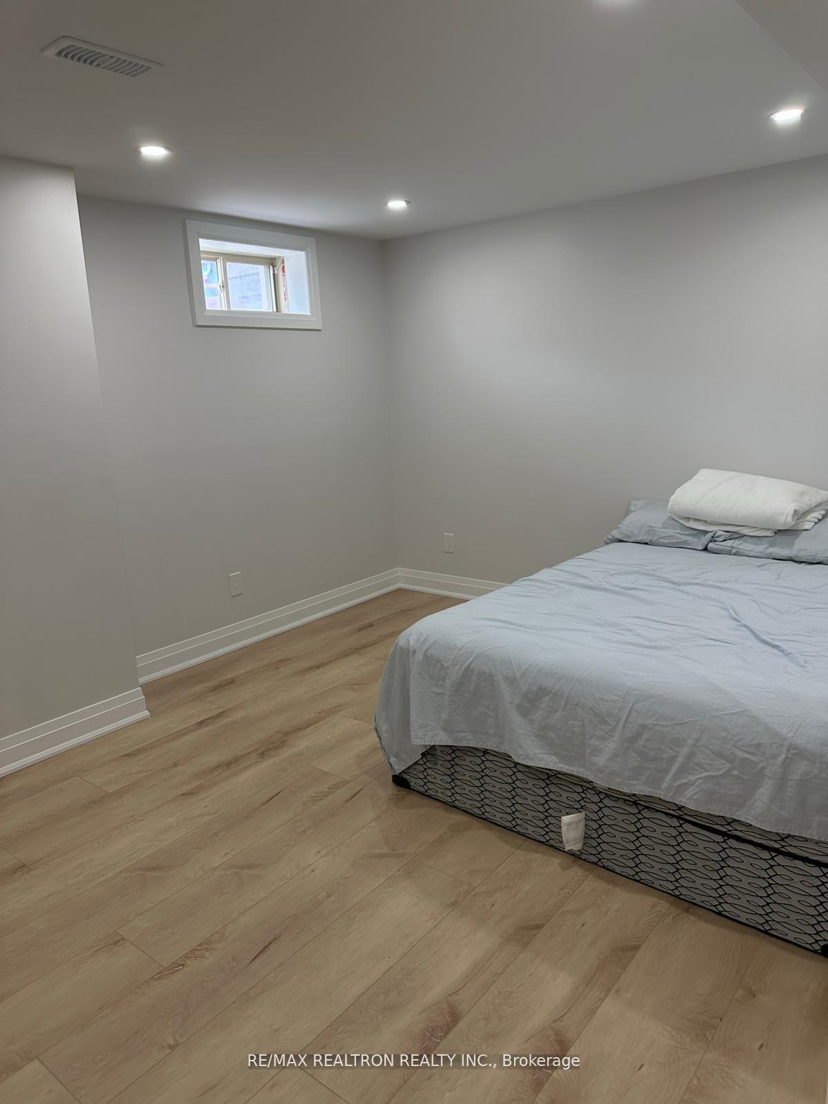 Photo 17 of Unit Bsmnt, 5 Elderslie Crescent, Vaughan, Kleinburg — HOMEH