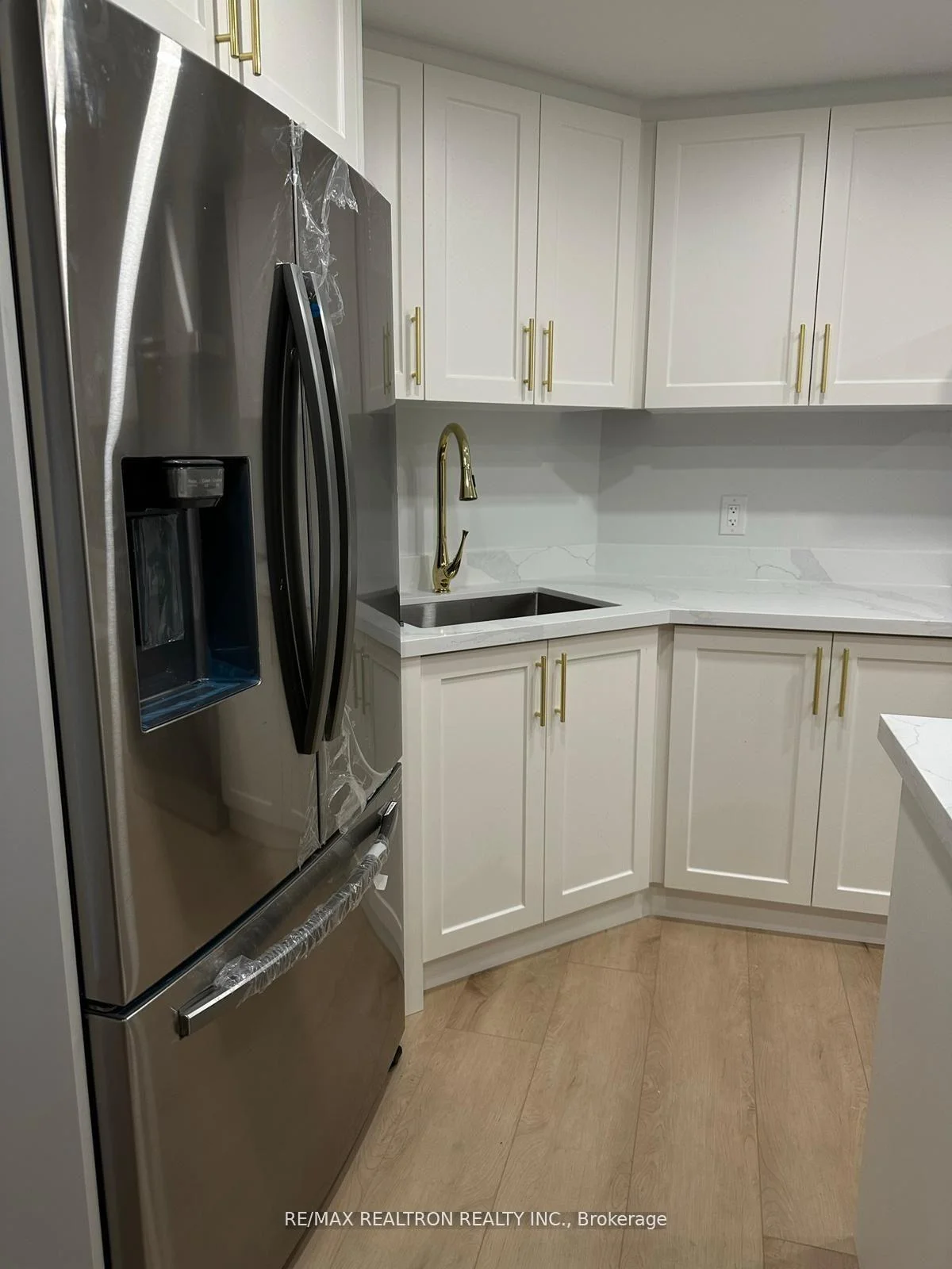 Photo 11 of Unit Bsmnt, 5 Elderslie Crescent, Vaughan, Kleinburg — HOMEH