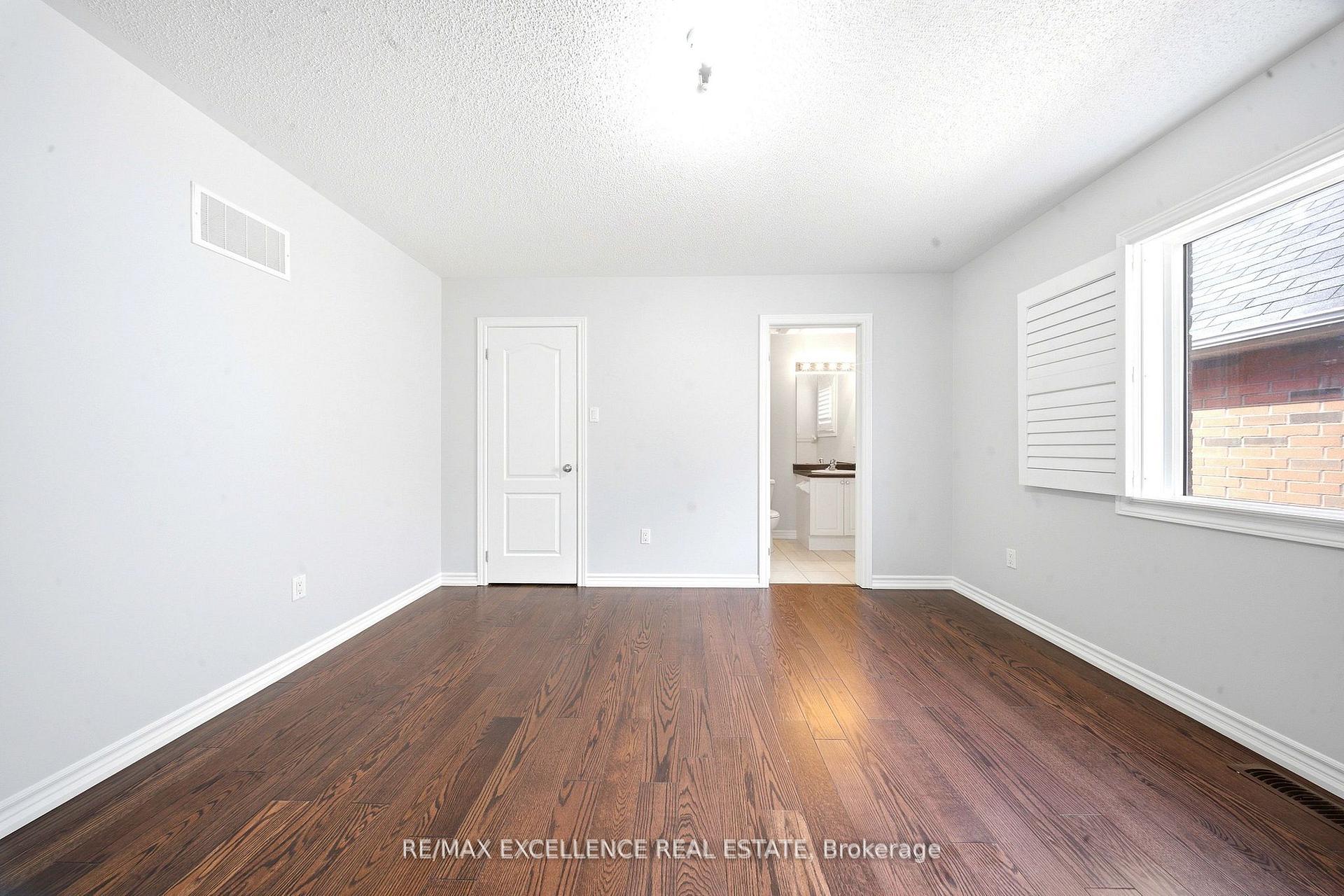 Photo 35 of 129 Morden Drive, Shelburne — HOMEH