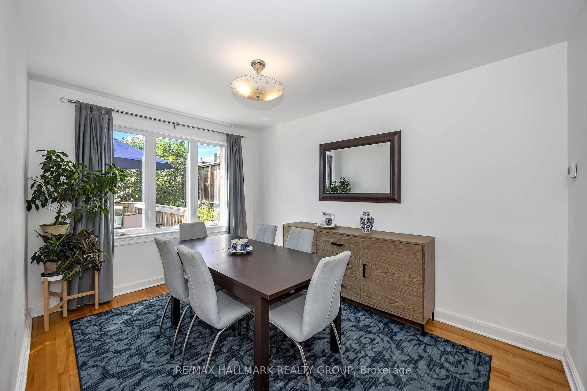 Photo 10 of 2100 Blossom Drive, Ottawa, Applewood Acres — HOMEH