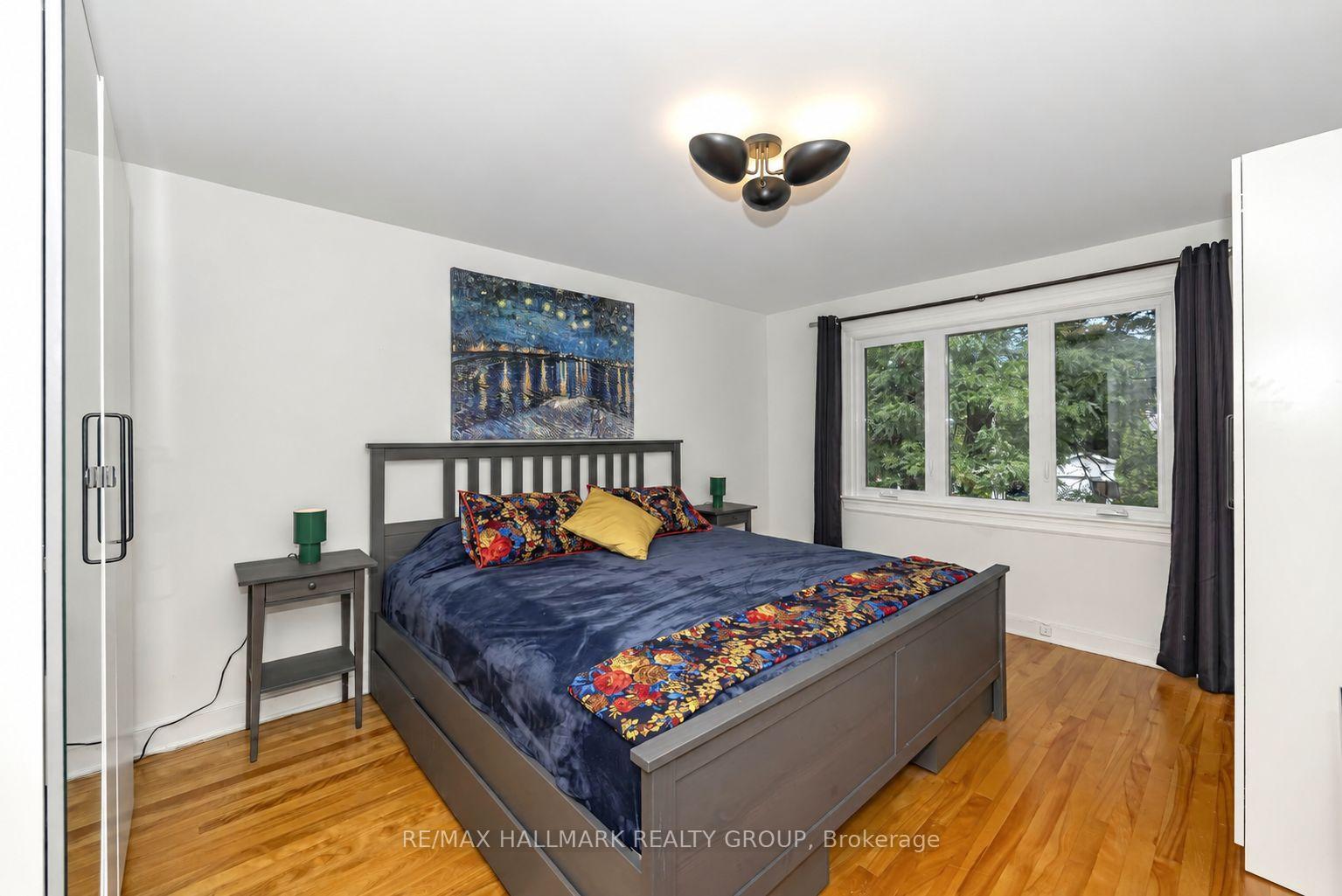 Photo 20 of 2100 Blossom Drive, Ottawa, Applewood Acres — HOMEH