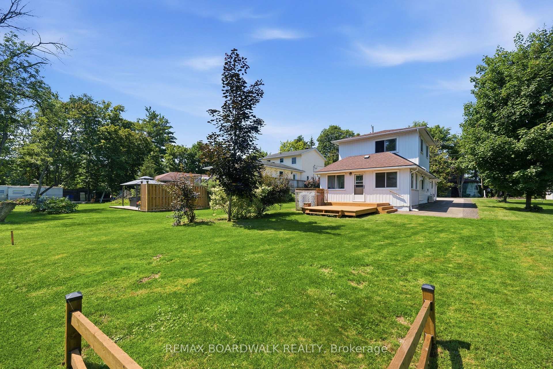 Photo 1 of 264 Birch Avenue, Beckwith, Beckwith Twp — HOMEH