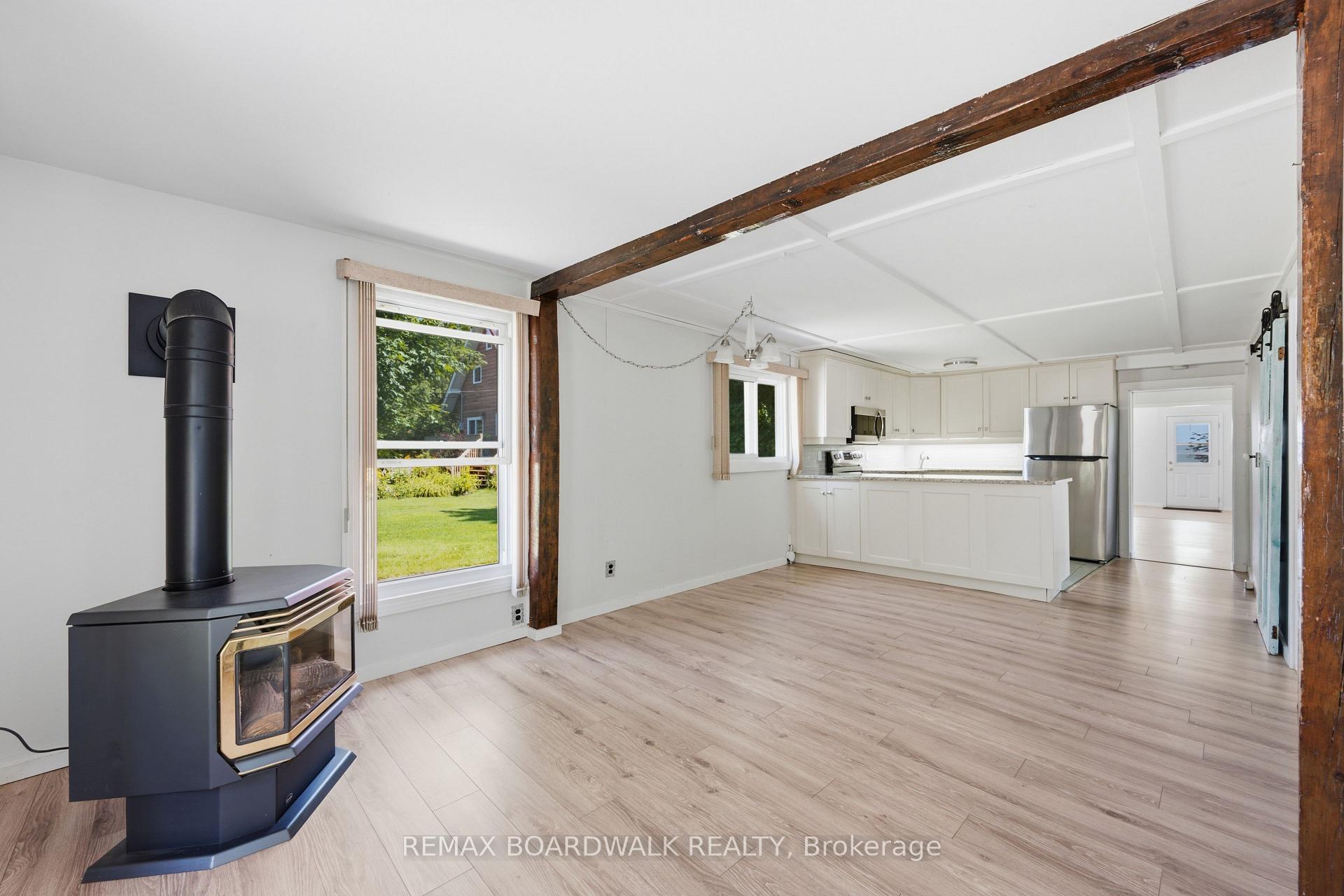 Photo 7 of 264 Birch Avenue, Beckwith, Beckwith Twp — HOMEH