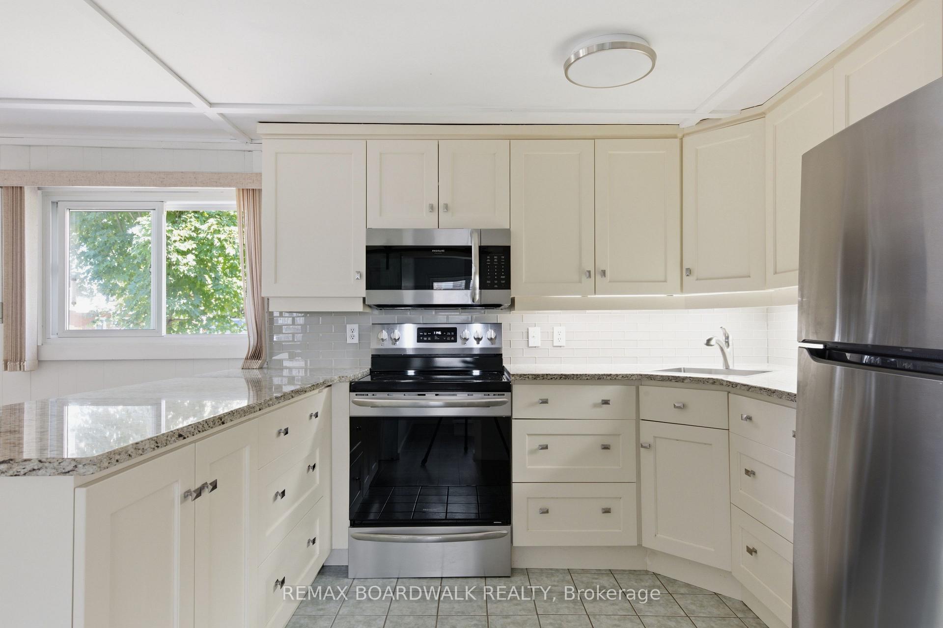 Photo 16 of 264 Birch Avenue, Beckwith, Beckwith Twp — HOMEH