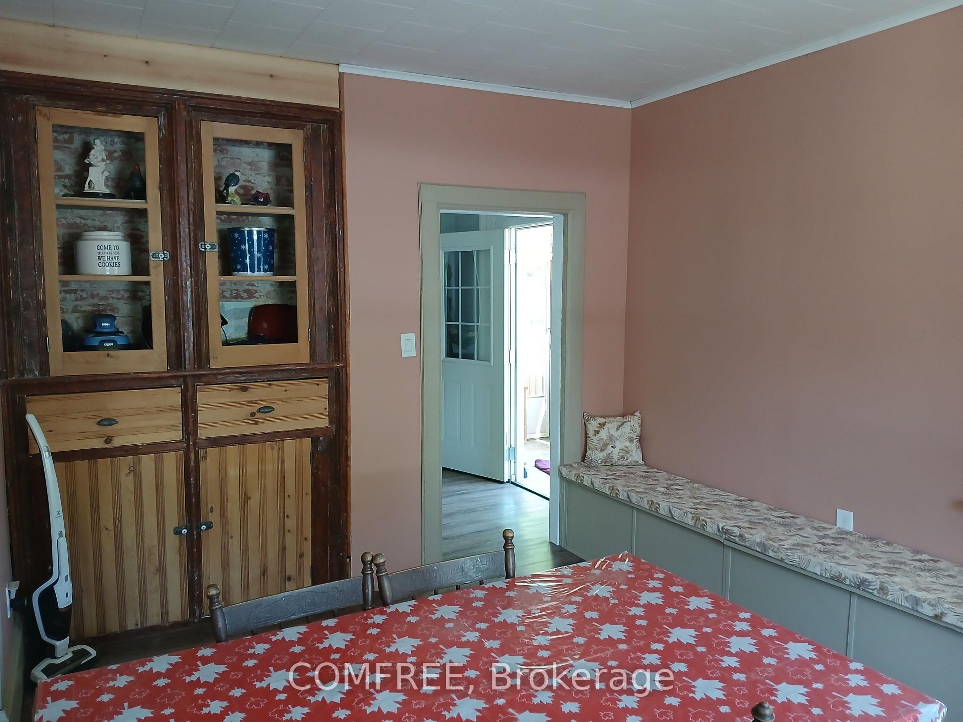 Photo 6 of 2 Miller Street, Lansdowne Village, Lansdowne Village — HOMEH
