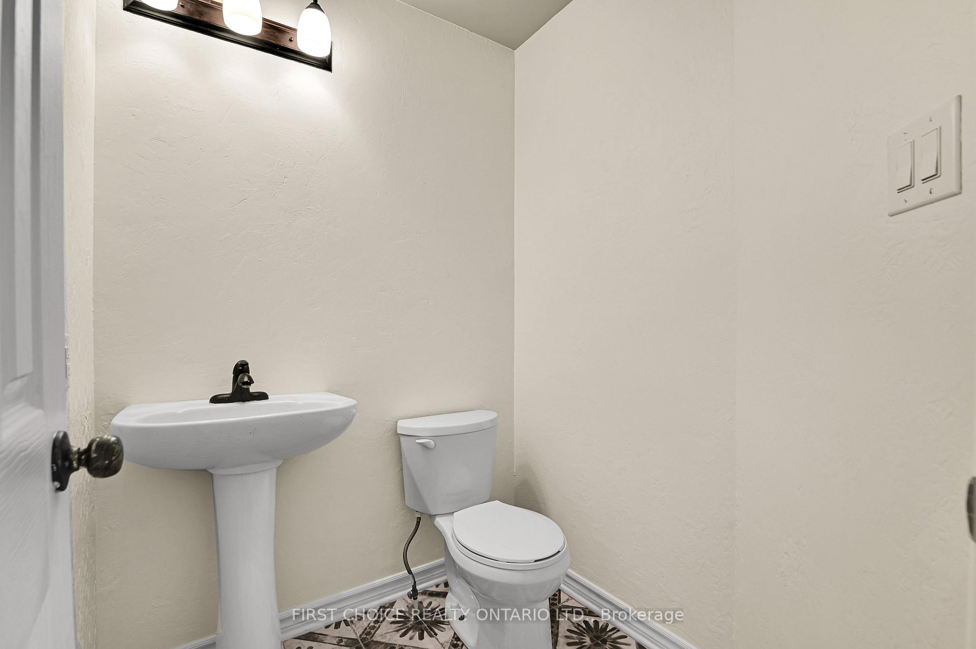 Photo 5 of 358 Gerry Lalonde Drive, Ottawa, Avalon West — HOMEH