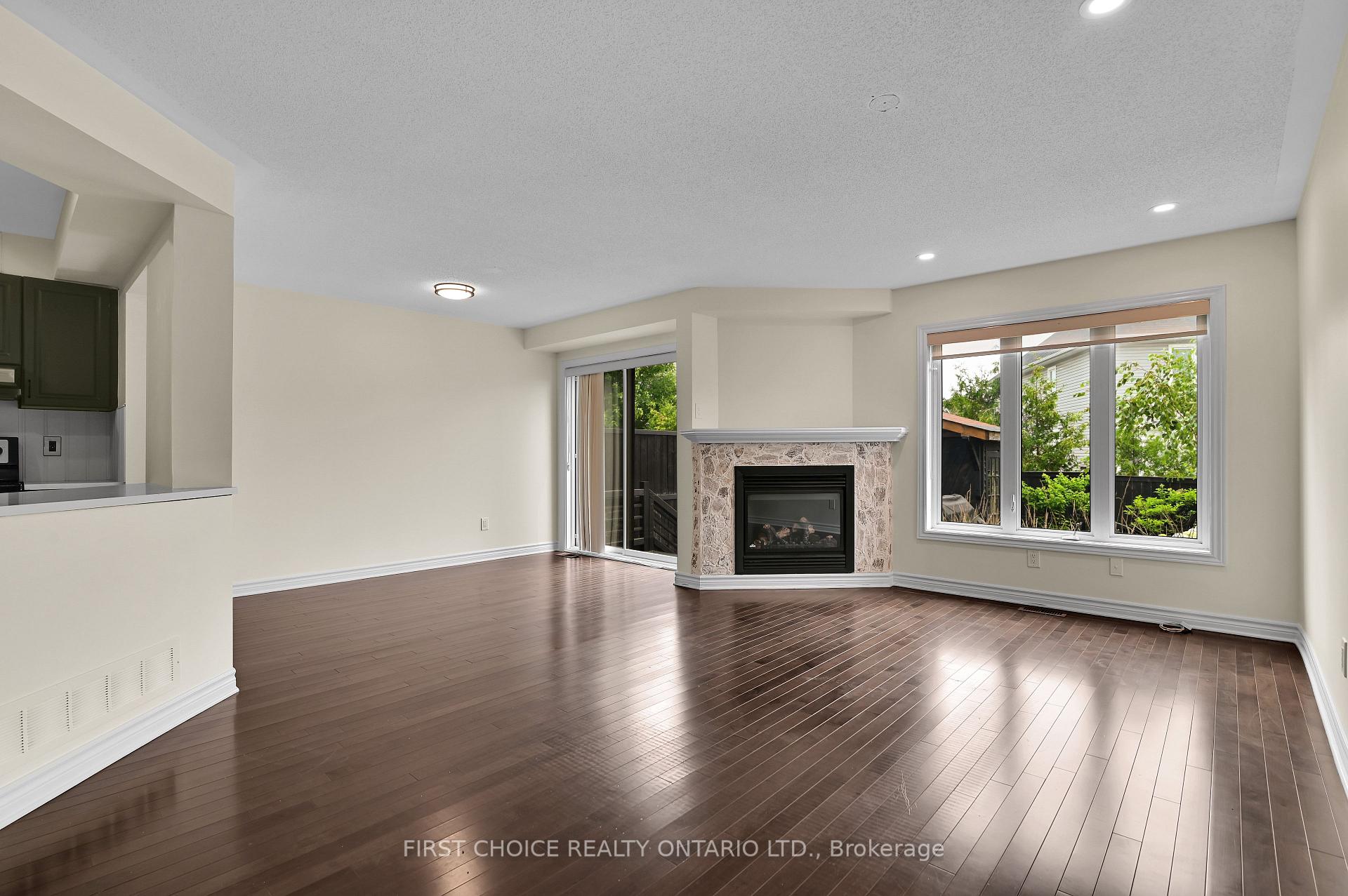 Photo 17 of 358 Gerry Lalonde Drive, Ottawa, Avalon West — HOMEH