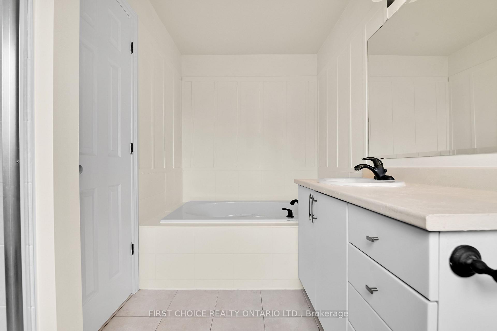 Photo 26 of 358 Gerry Lalonde Drive, Ottawa, Avalon West — HOMEH