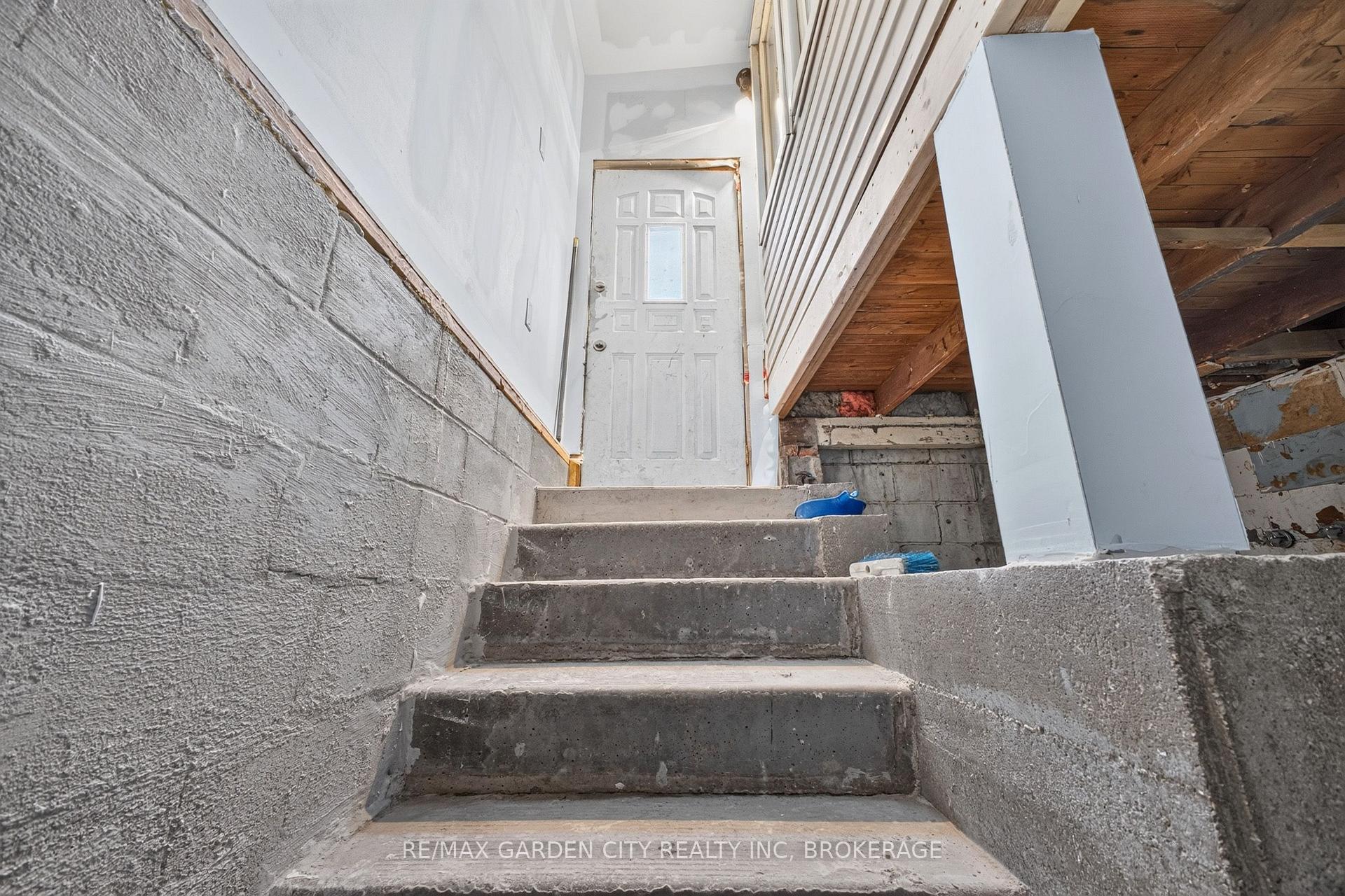 Photo 45 of 75 Keith Street, Hamilton, Industrial Sector — HOMEH