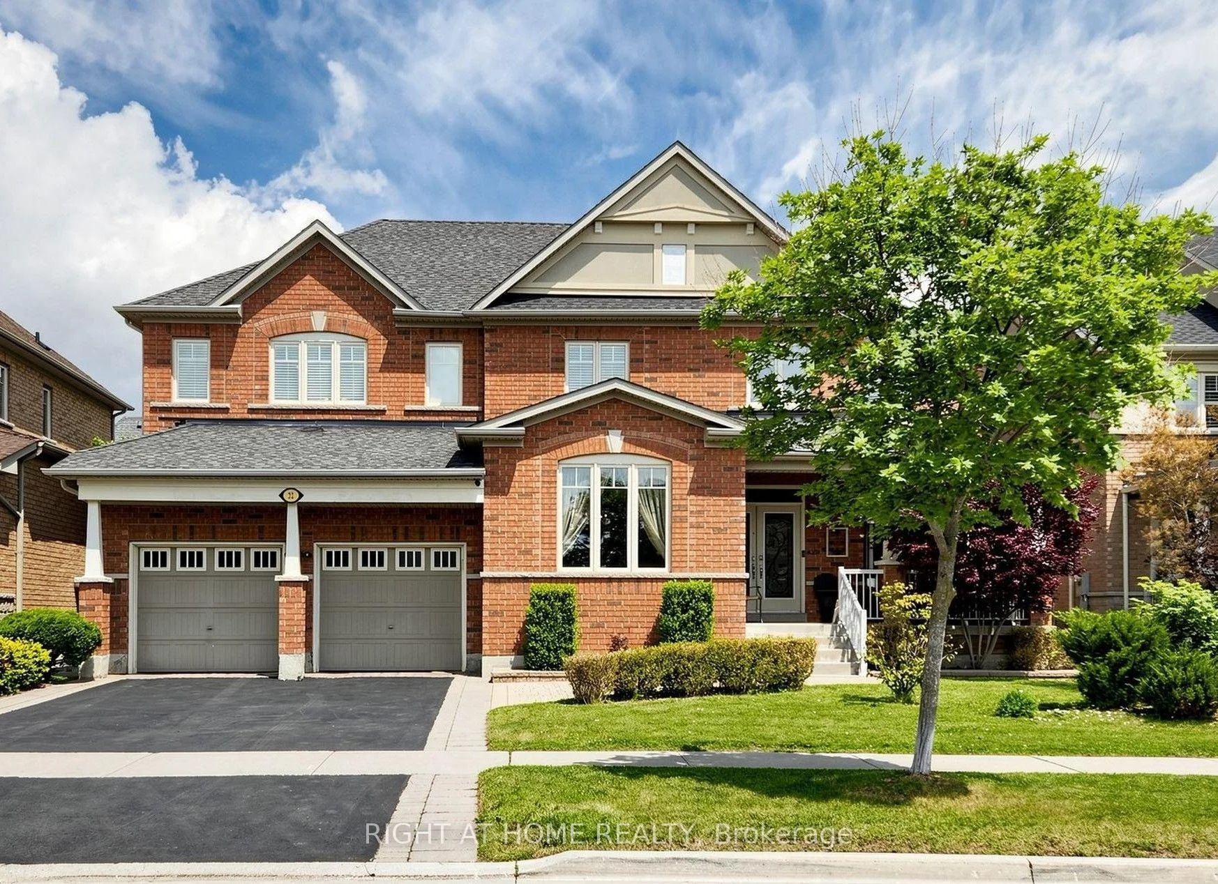 Photo 7 of 32 Lake Forest Drive, Richmond Hill, Jefferson — HOMEH