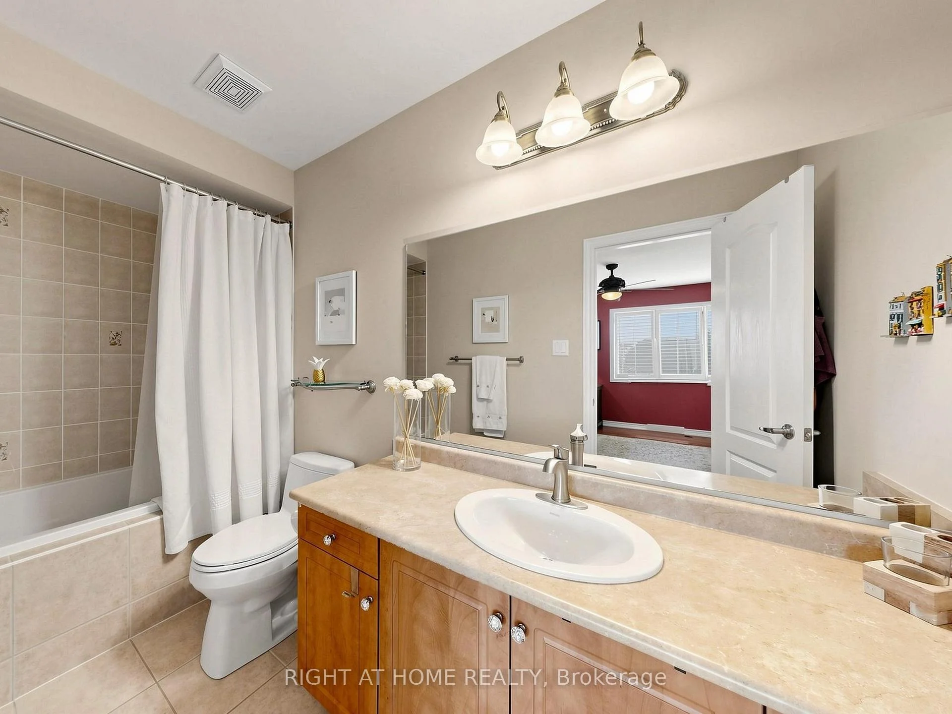 Photo 78 of 32 Lake Forest Drive, Richmond Hill, Jefferson — HOMEH